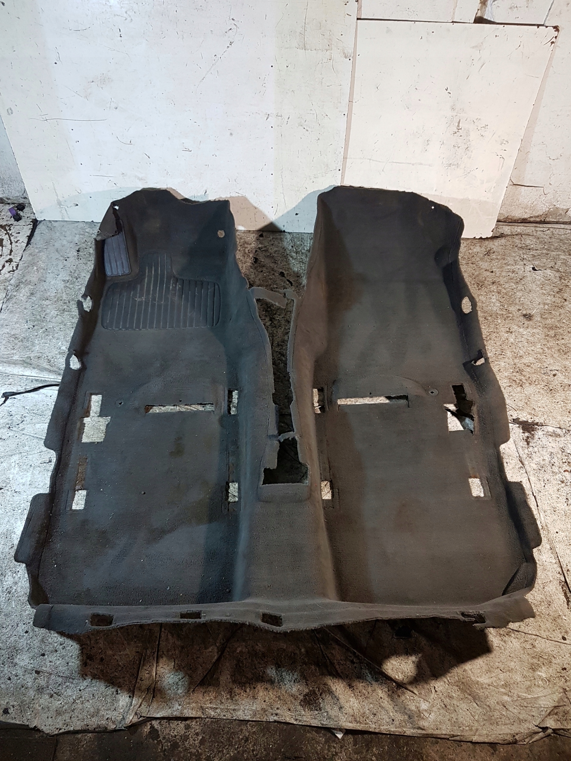 внутренний пола renault LAGUNA II