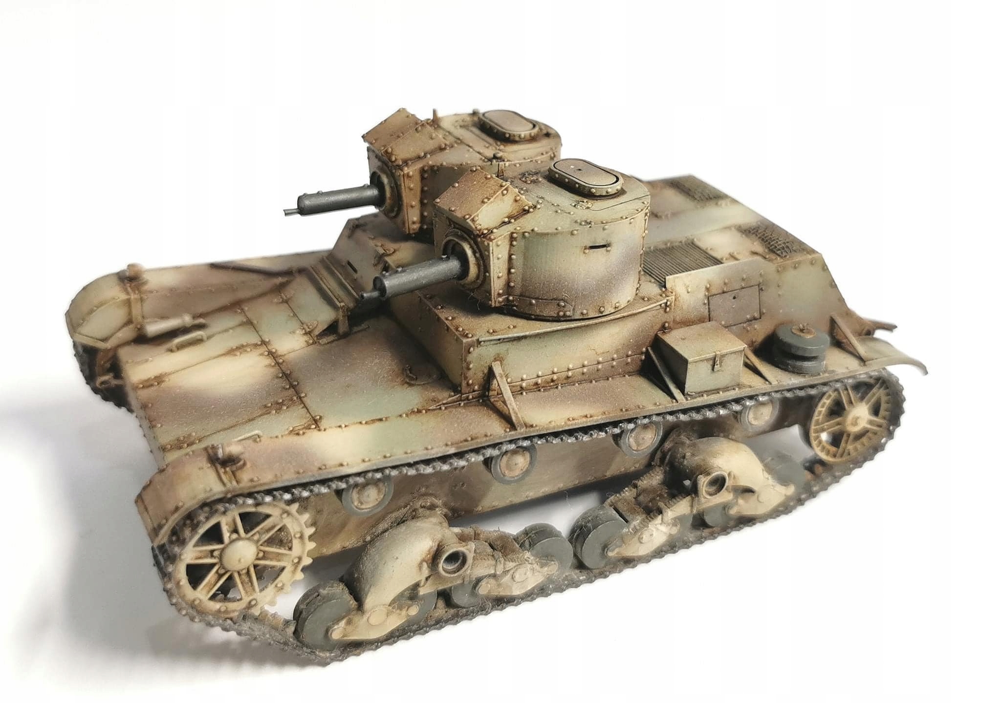 F&a Miniatures Model FA-48002 Polský lehký tank 7TP Twin Turret