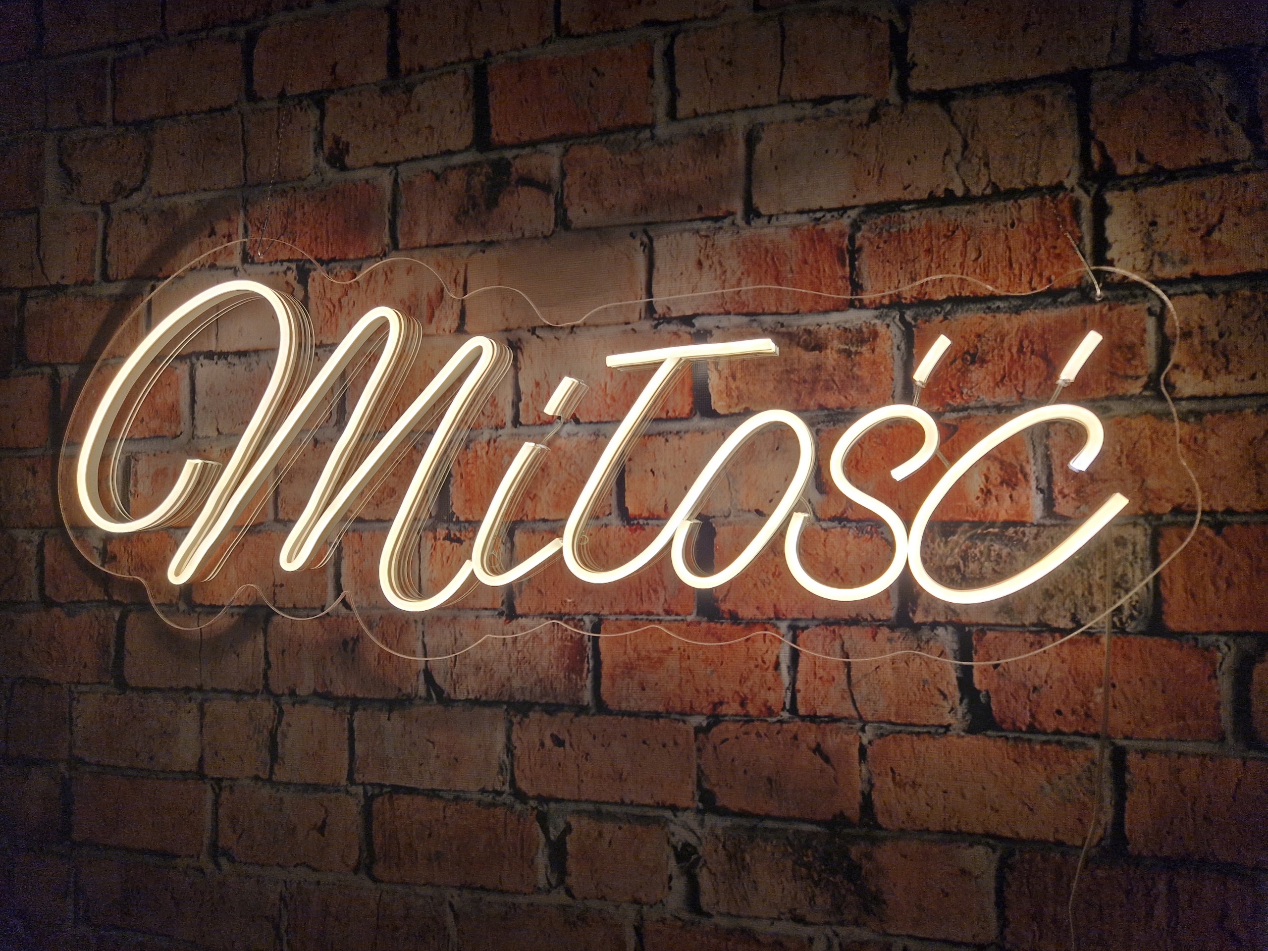 Neon napis Miłość Szyld Logo Reklama Dowolny Napis Kod producenta 09