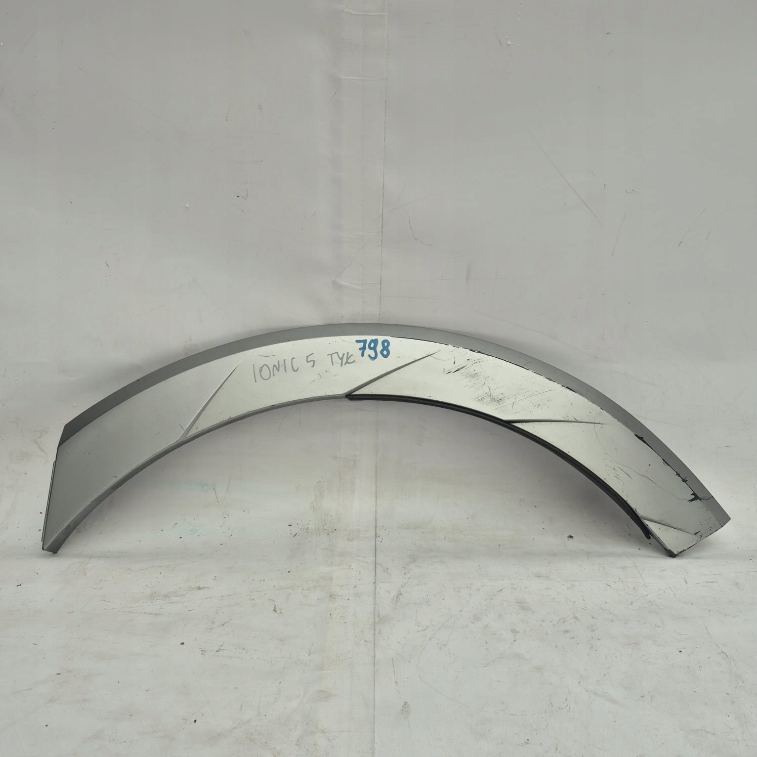 HYUNDAI IONIQ 5 21-> moulding cap left rear part