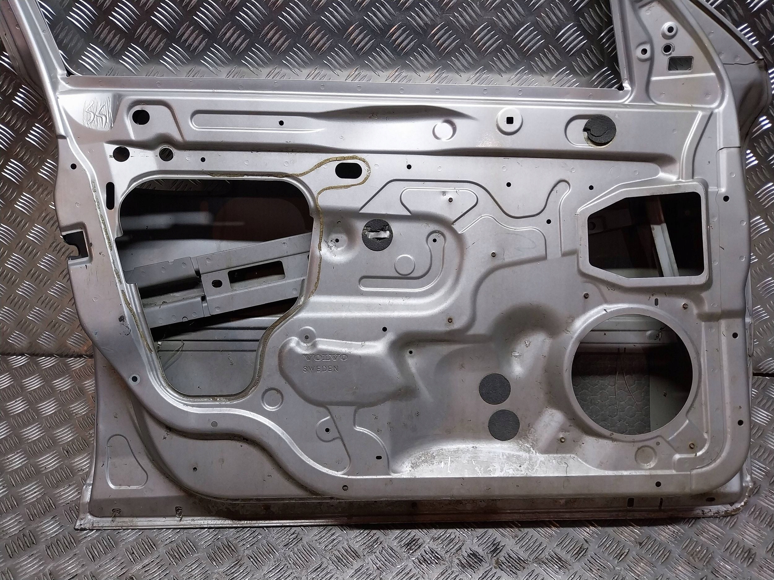 door front left VOLVO S60 and V70 II 00