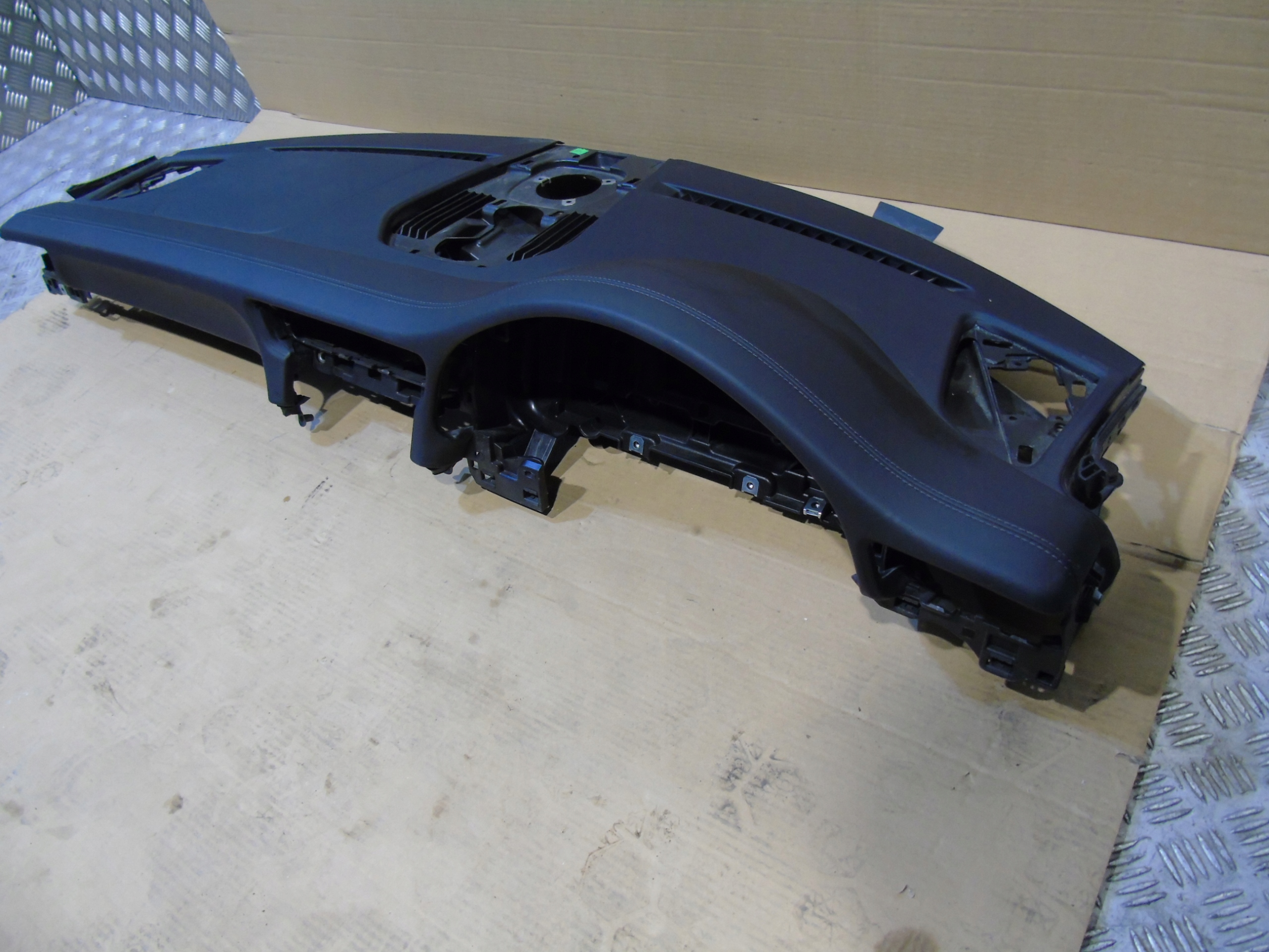 IDEALNA console PORSCHE 991 LIFT leather UK ANGLIK 1