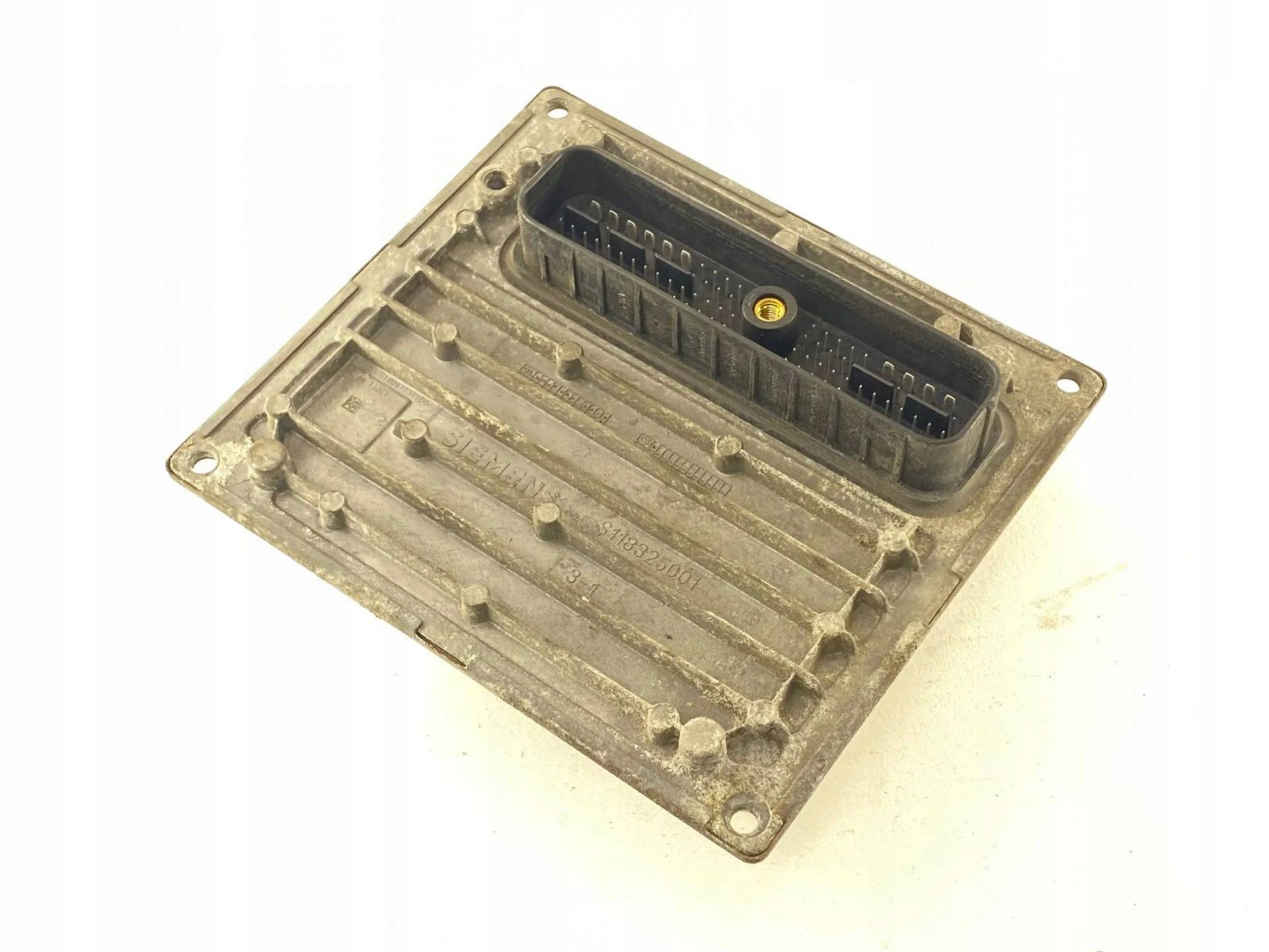 control unit of the engine Ford Fiesta 5 facelift 2006 6S61-12A650-FD