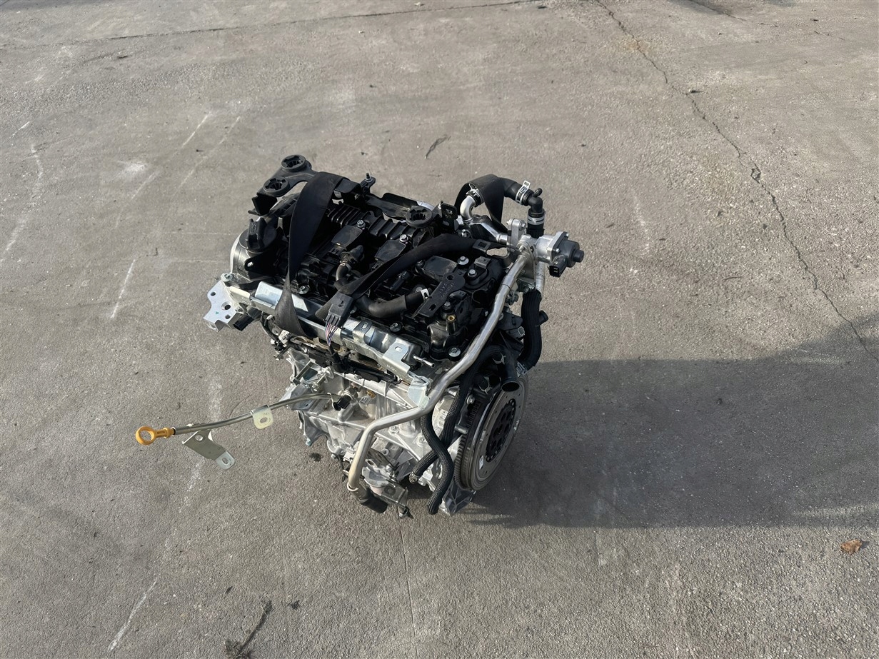 Двигатель H4MC632 renault ARKANA 1.6 E-TECH 19-25R 2024 год
