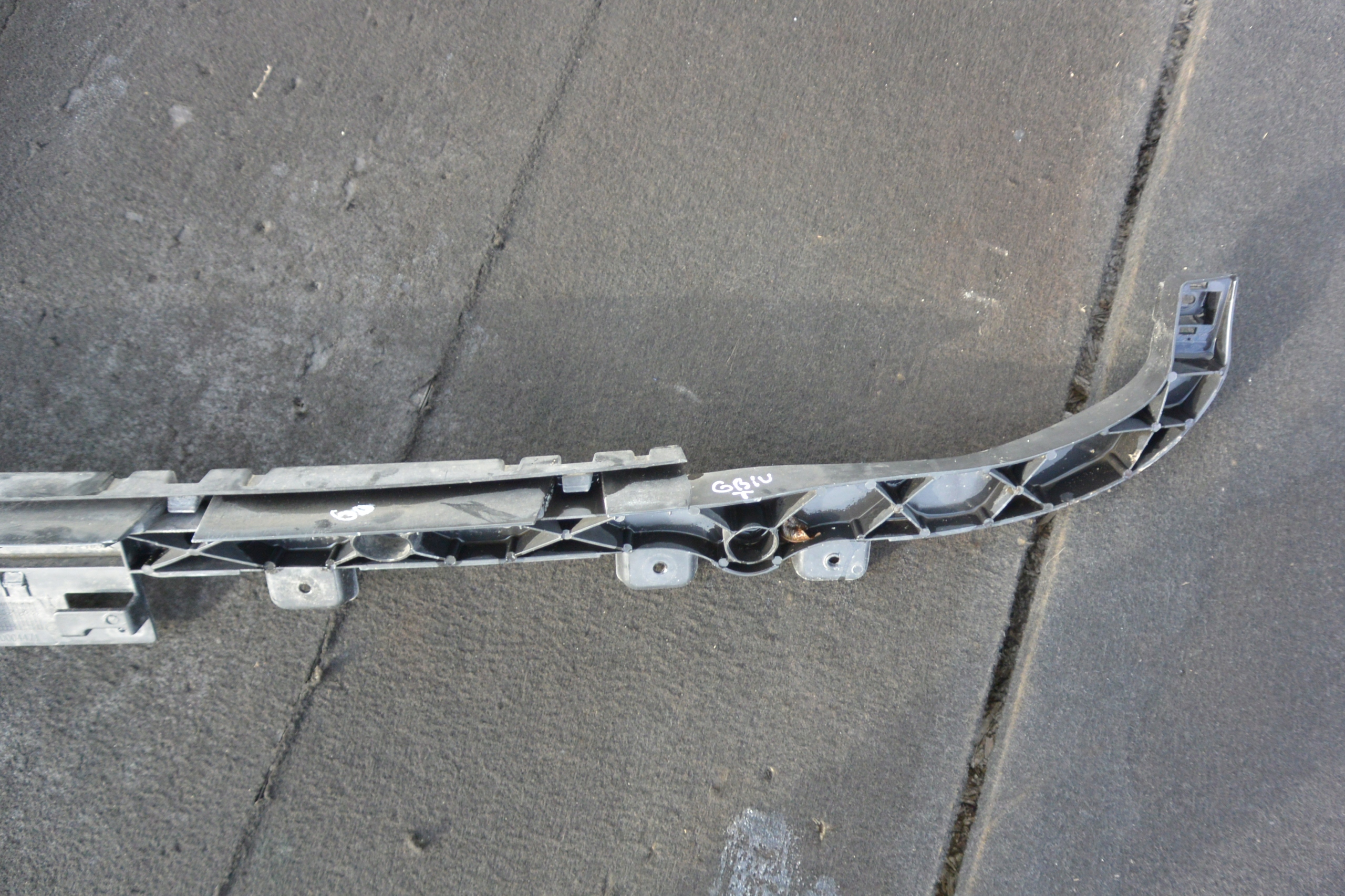 bumper bracket rear part central MASERATI GHIBLI III