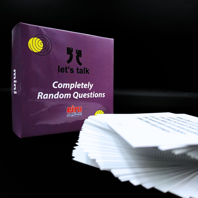 KARTY KONWERSACYJNE Let's talk mini - Completely Random Questions EIRU