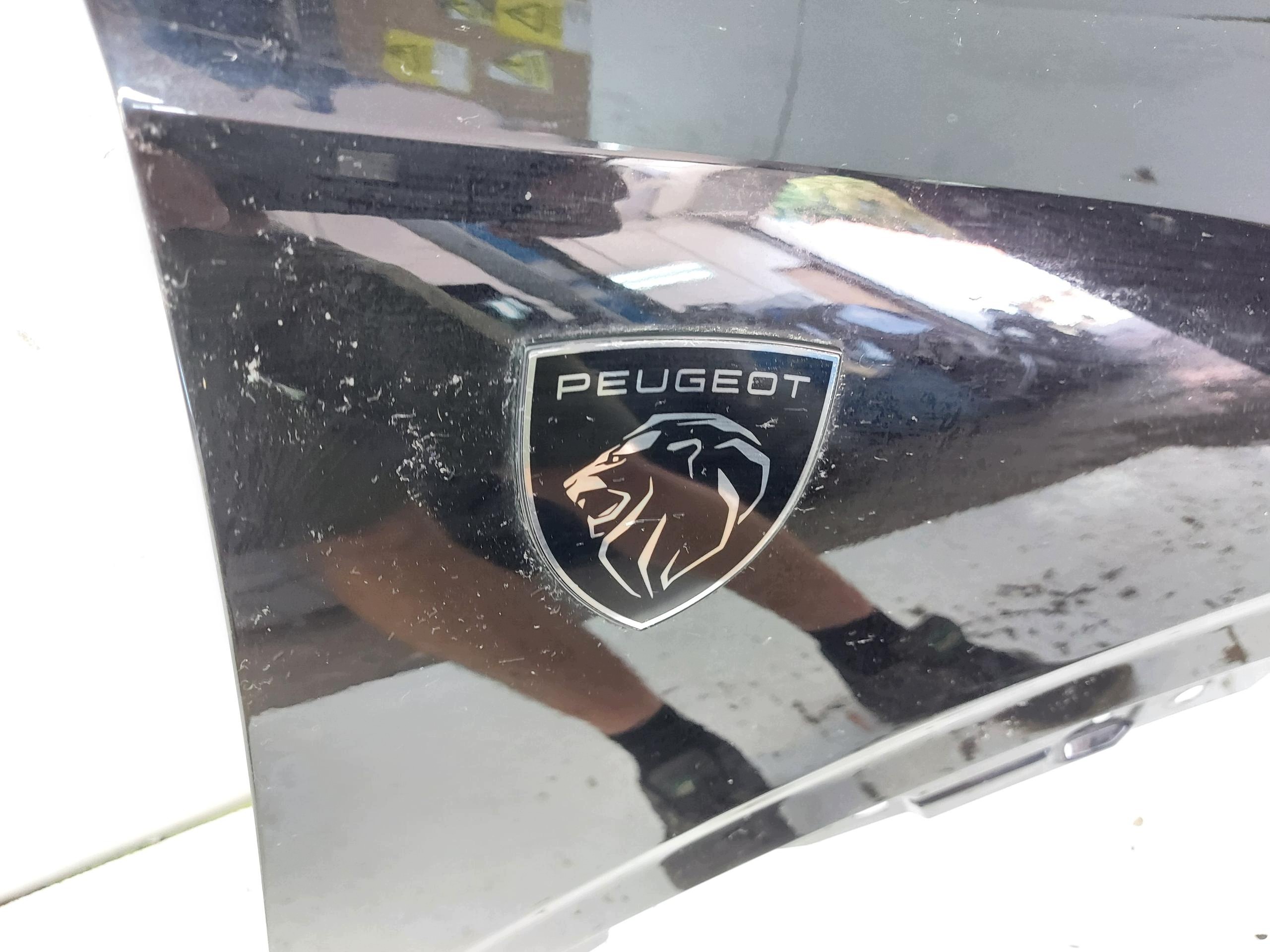 Peugeot 5008 III E5008 fender right front front black ktvd