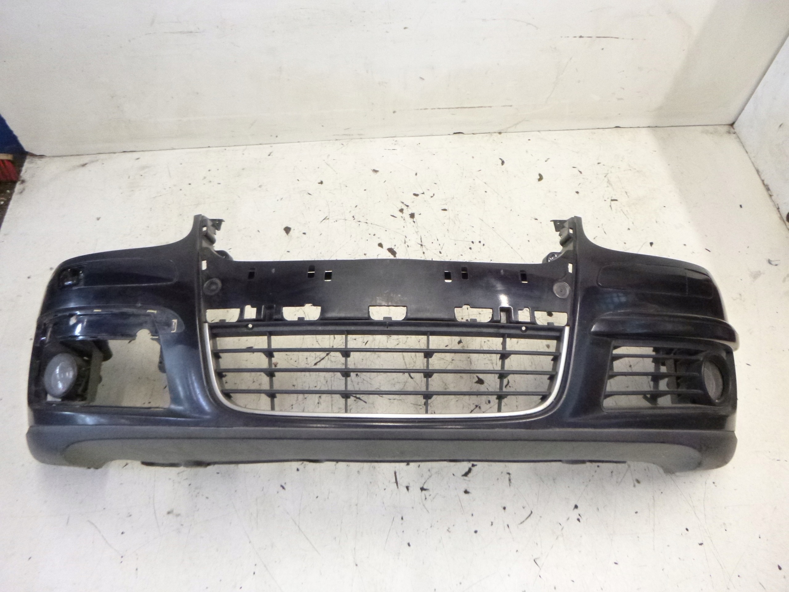 stoßstange vorne VW Golf V 2003-2008 1K0807221D OE