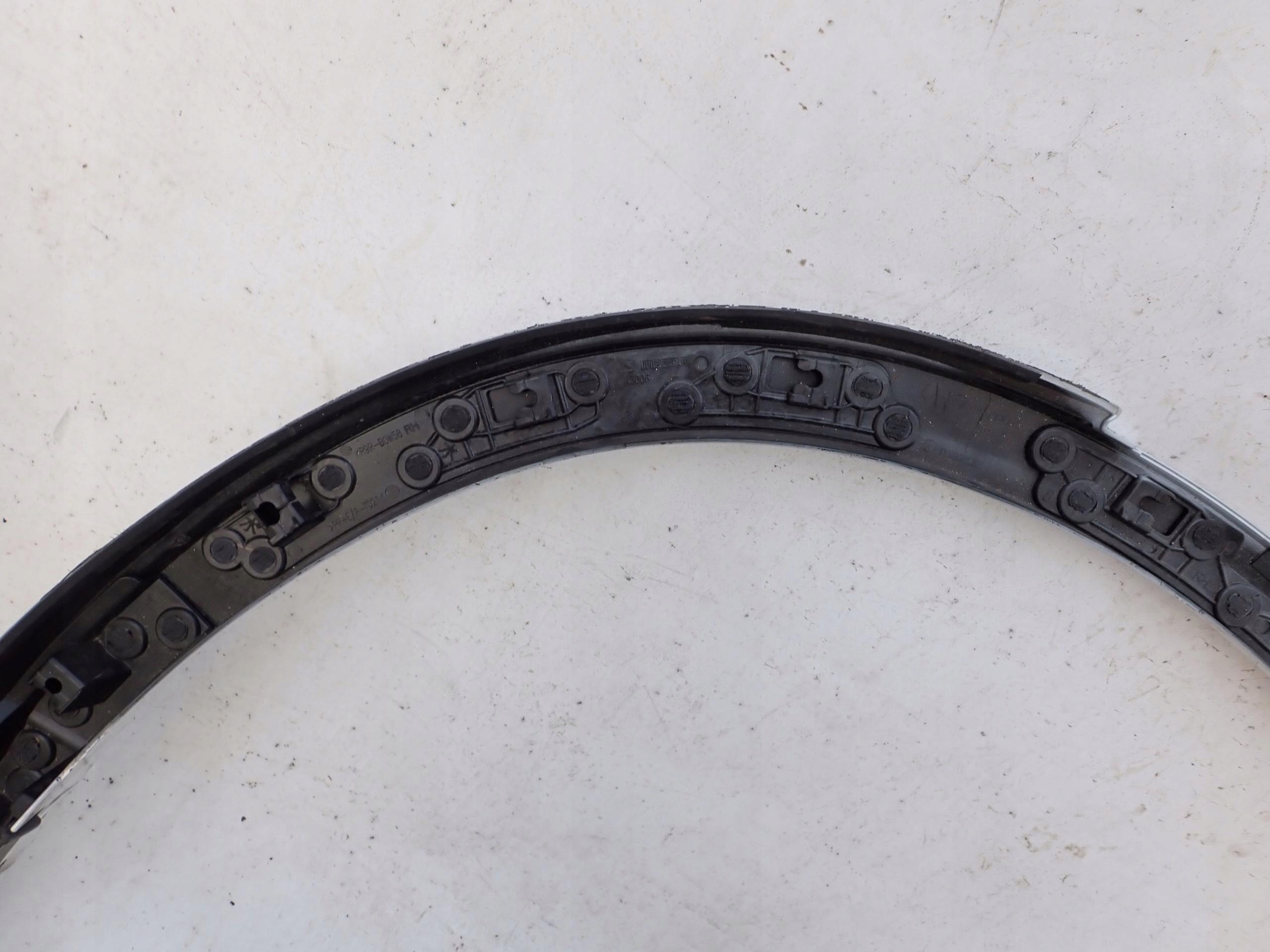 MAZDA CX-60 22-> moulding cap right rear part