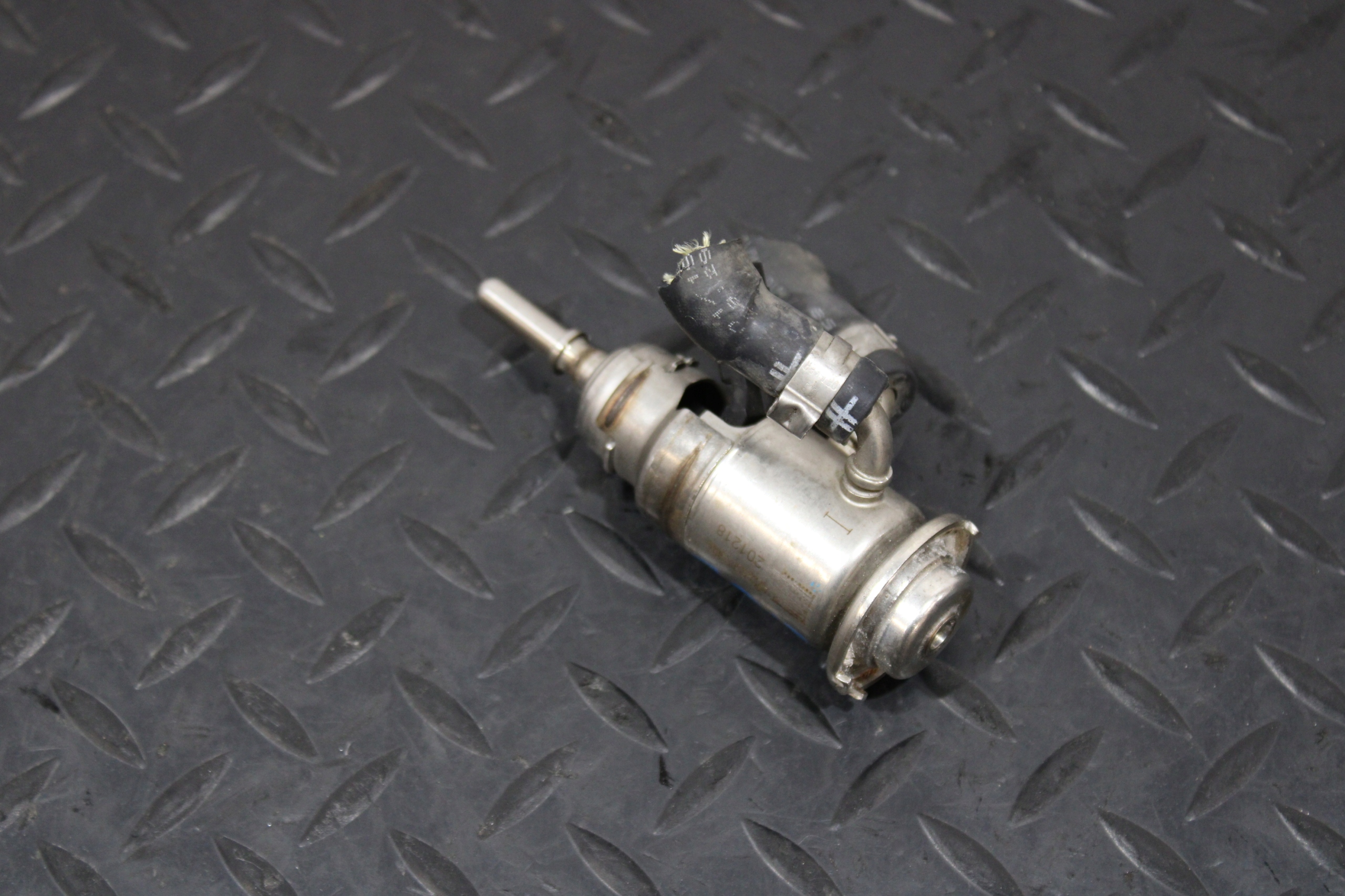 Einspritzdüse ADBLUE BMW X1 F48 X-LINE 8580209