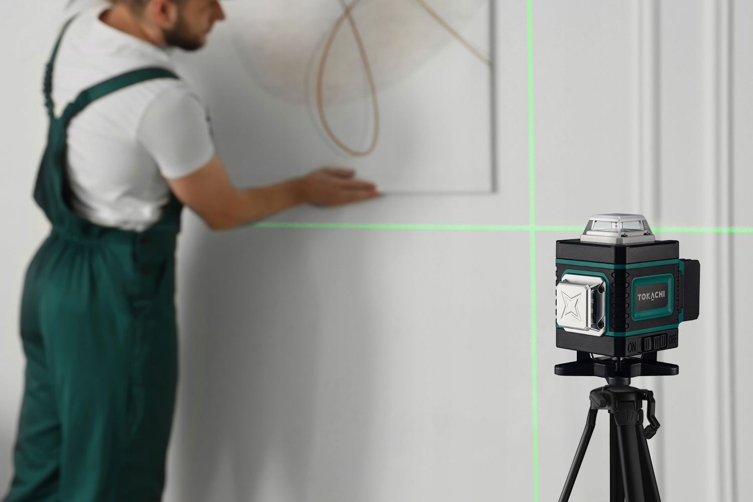 POZIOMICA LASEROWA 4D PŁASZCZYZNOWA 360 LASER KRZYŻOWY PRO ZIELONY + STATYW Kolor lasera zielony