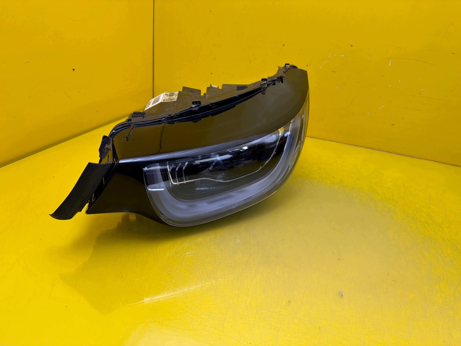 light left front BMW i3 I01 Lift LCI Adaptive Led 9853419-01
