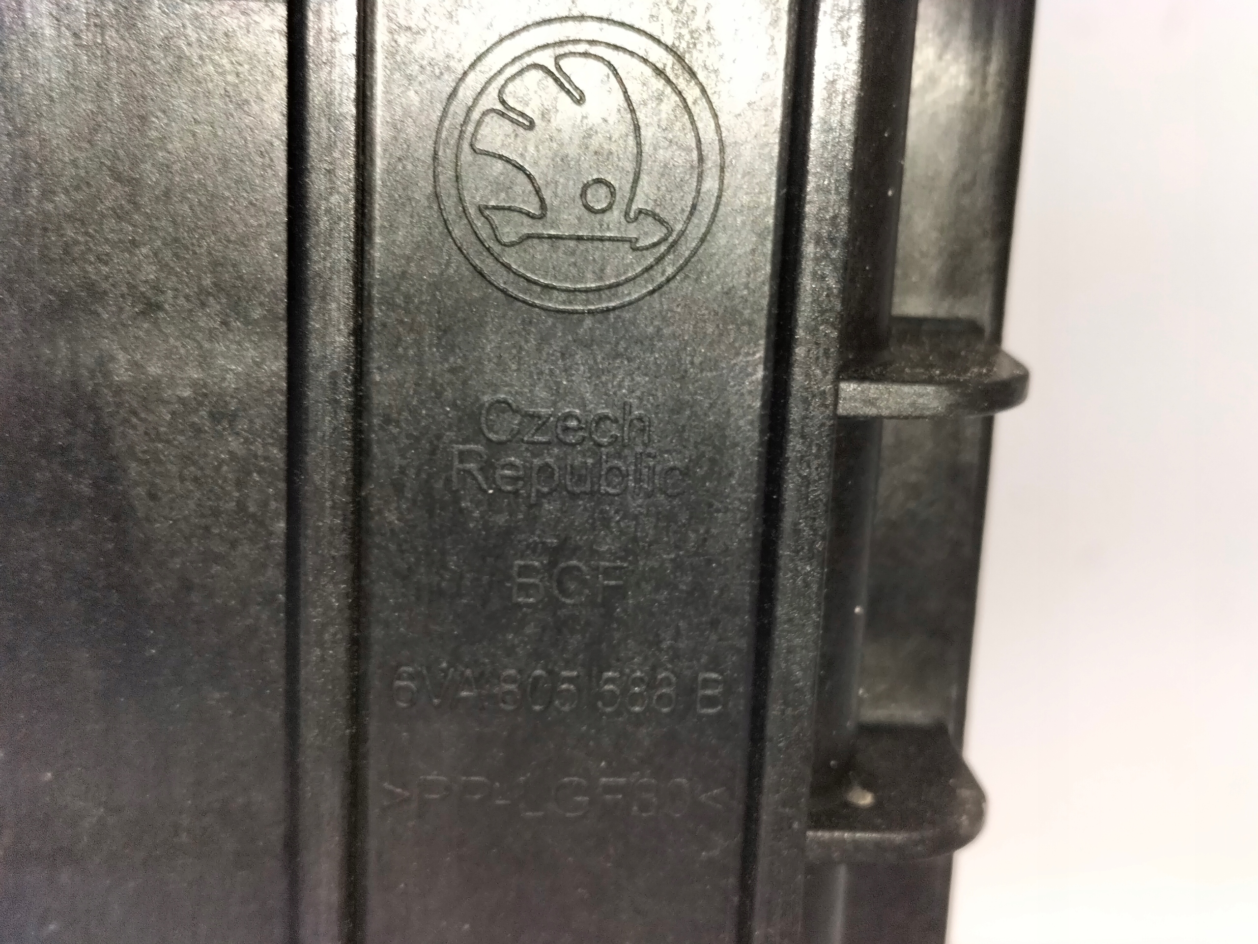 support panel for radiators pillar iron SKODA FABIA 4 IV 21