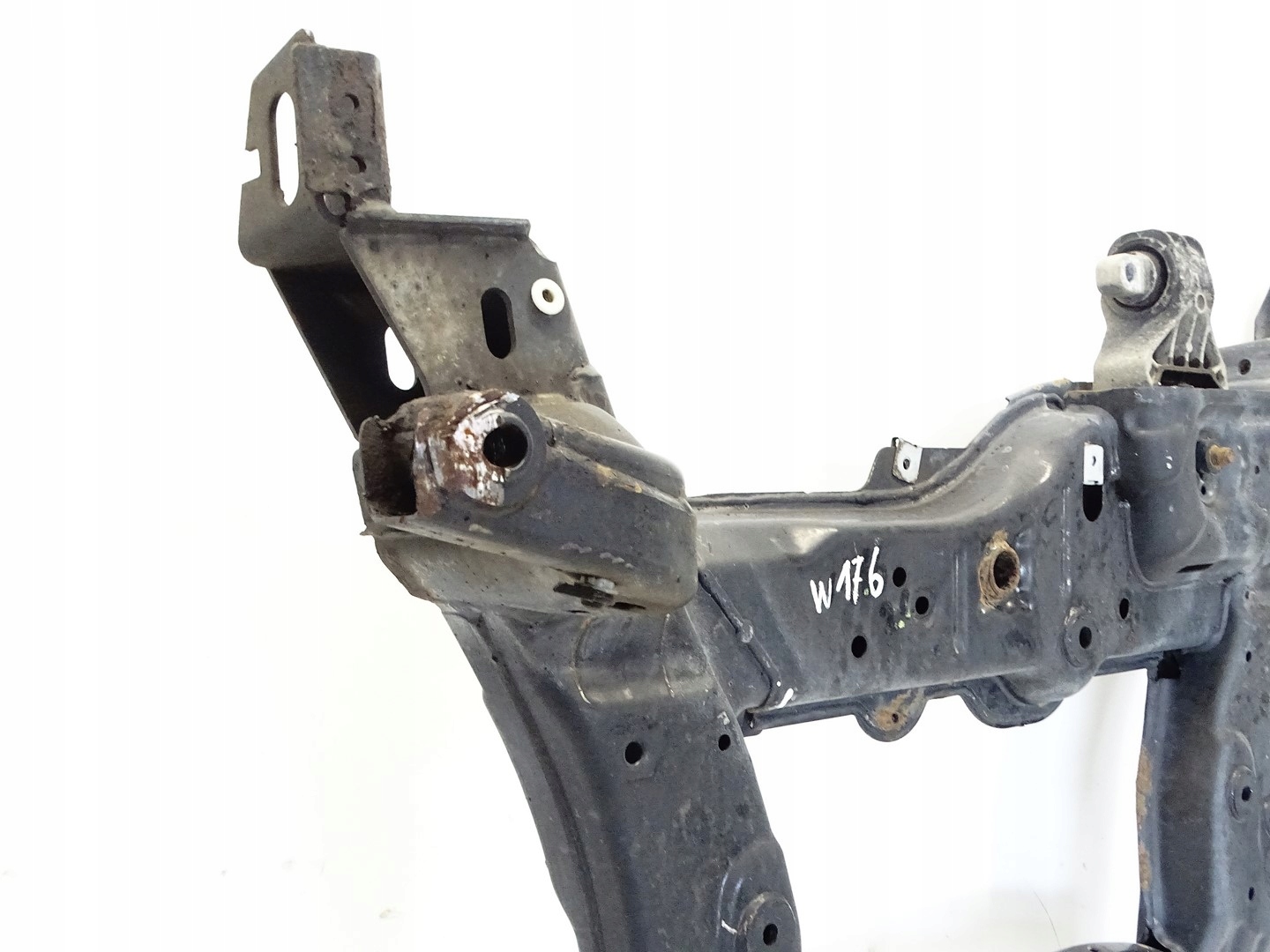 subframe axle beam axle beam below engine MERCEDES CLA W117 2.2 CDI A2466201200