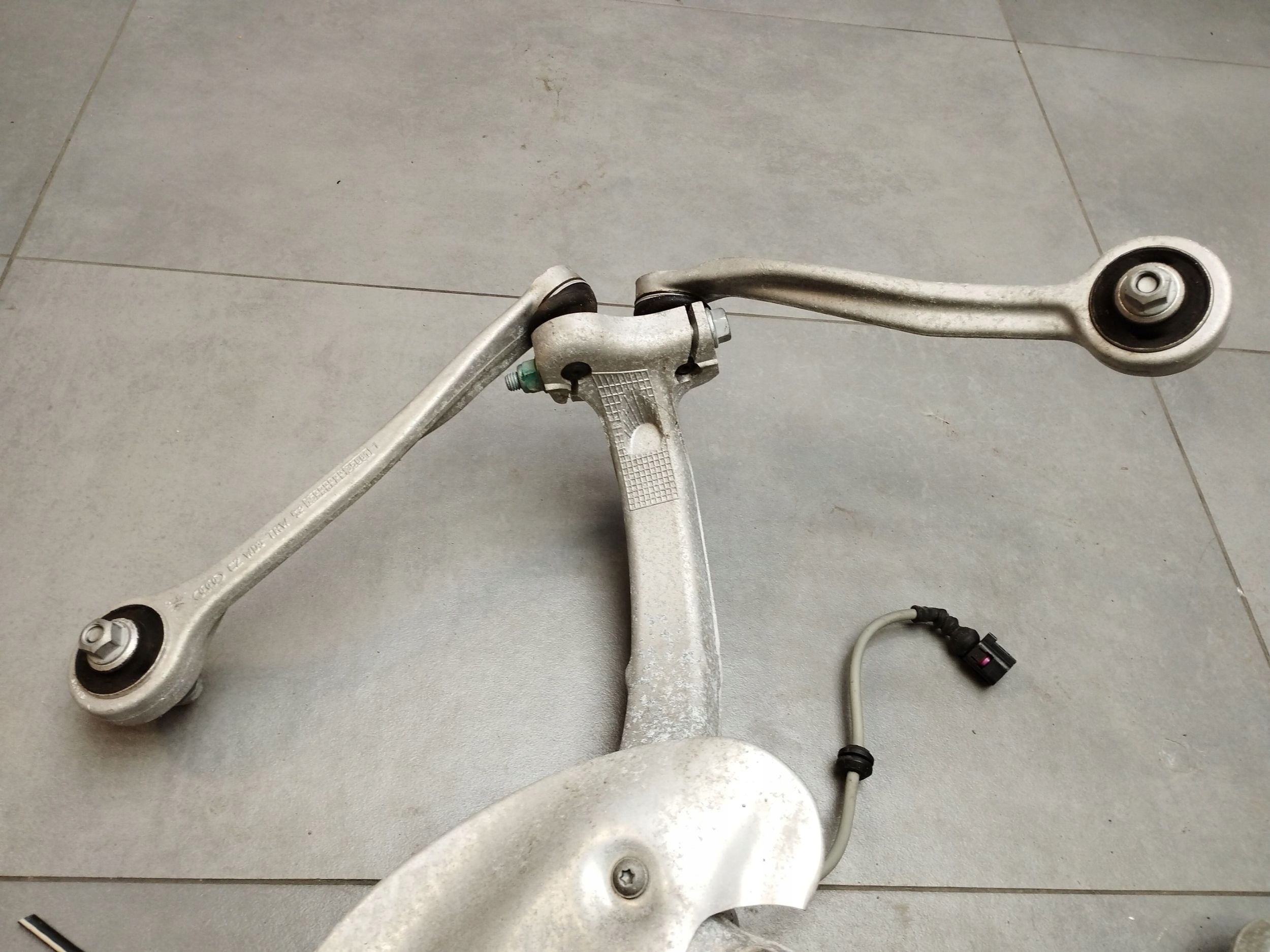 Audi A5 Sportback 8TA swing left front 4G0407241D