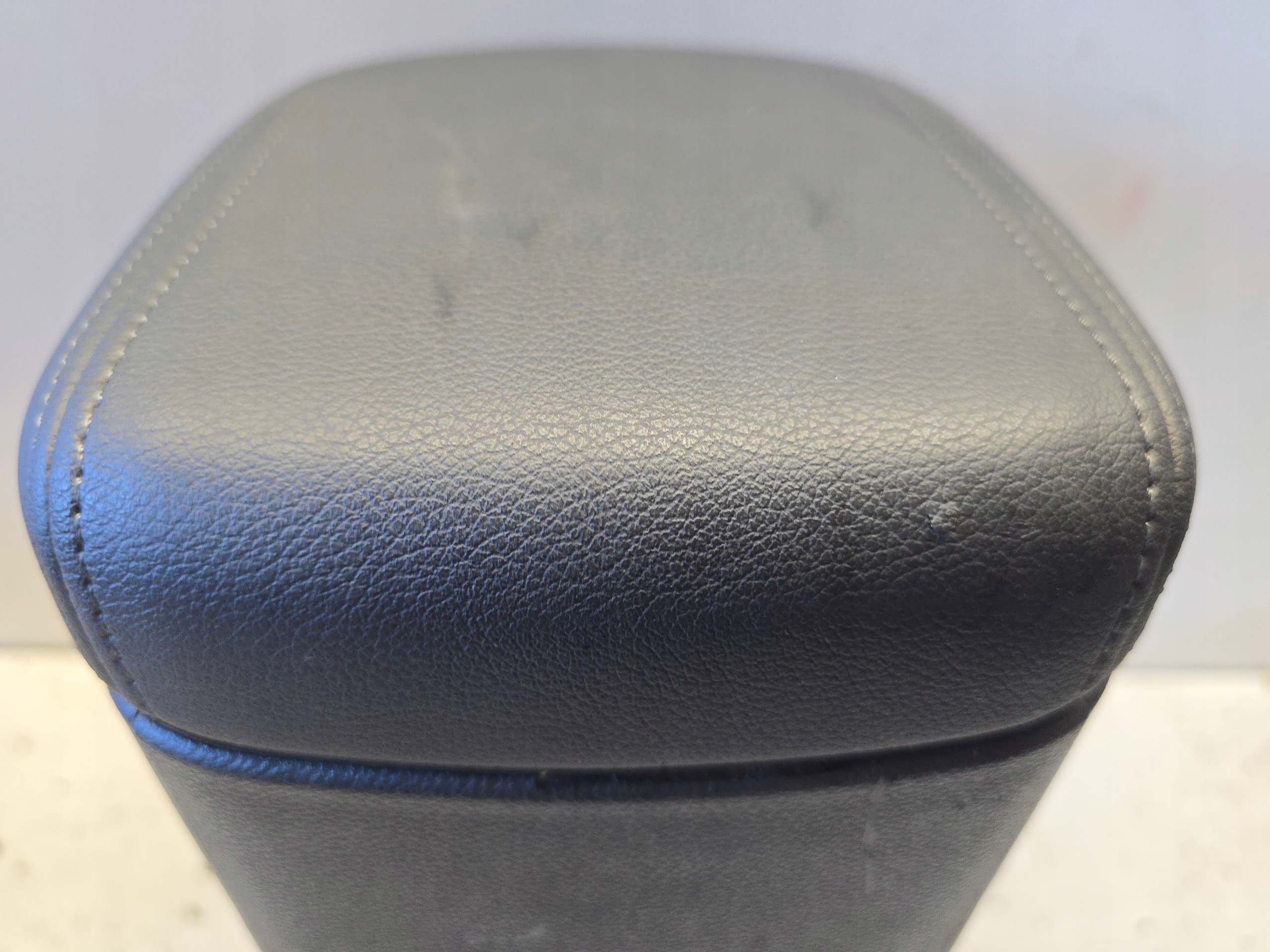 OPEL ZAFIRA C armrest original black