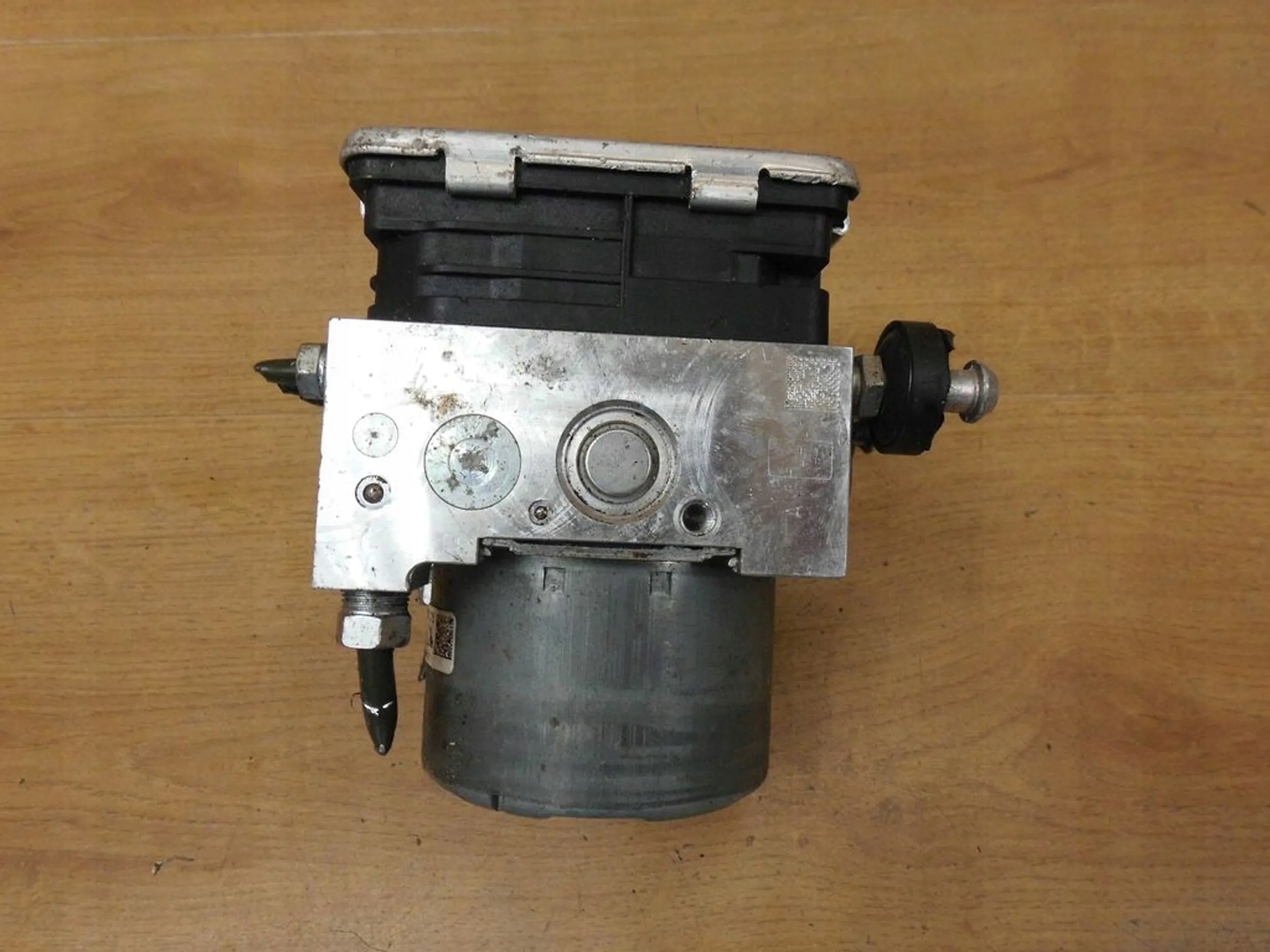 MITSUBISHI OUTLANDER III POMPA ABS 4670B374