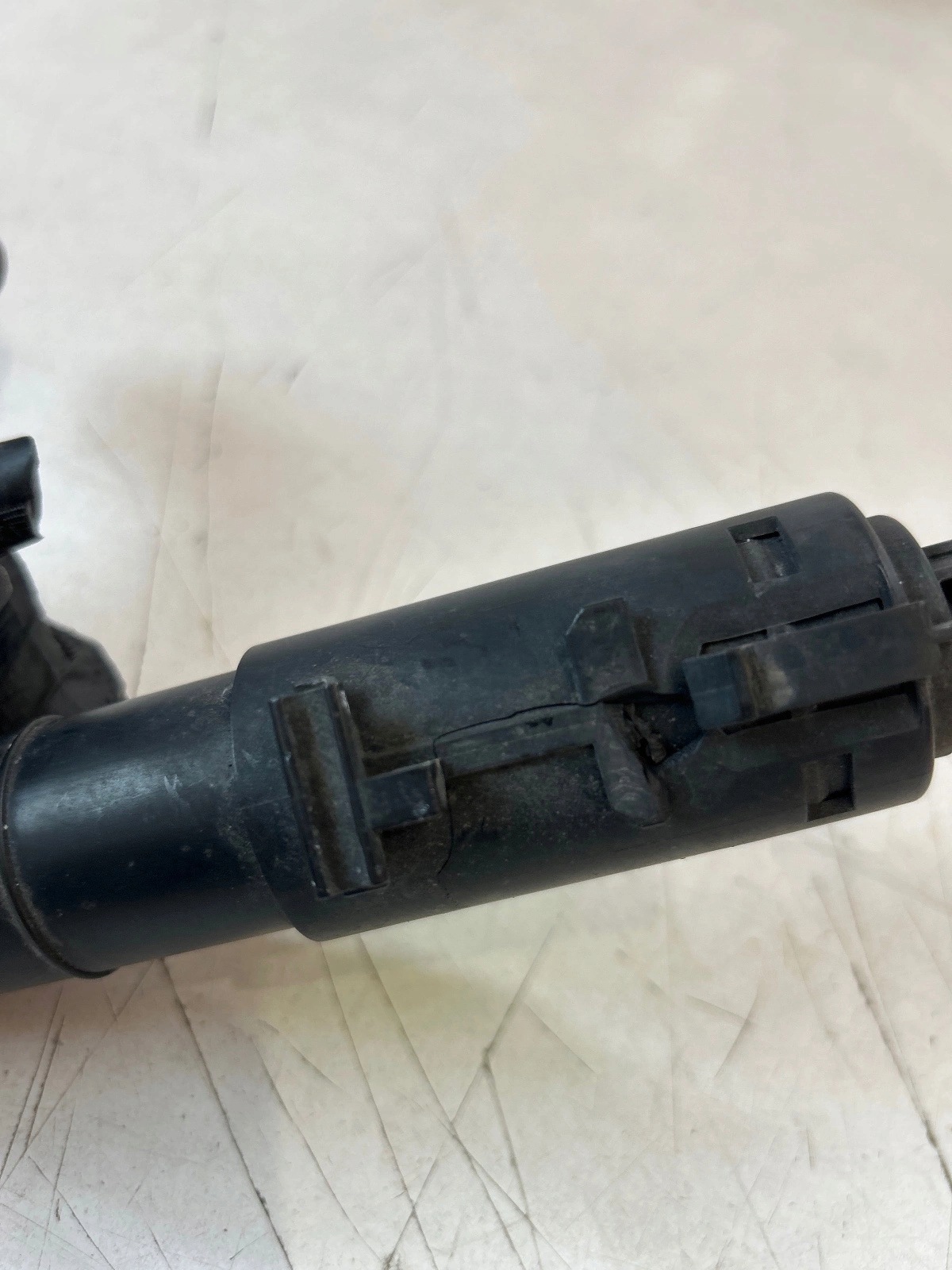 washer reflektora lights right front Mercedes W204 C klasa