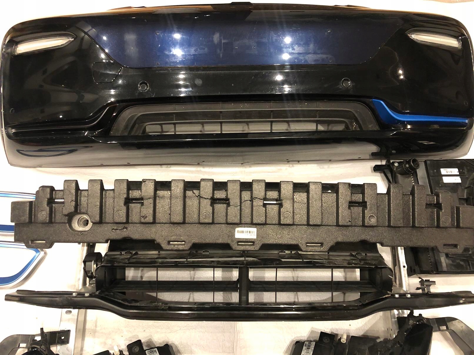 BMW I3 IS LCI РЕСТАЙЛІНГ АДАПТИВНИЙ LED КАПОТ ПЕРЕДНЯ ПАНЕЛЬ ПЕРЕД БАМПЕР ФАРИ