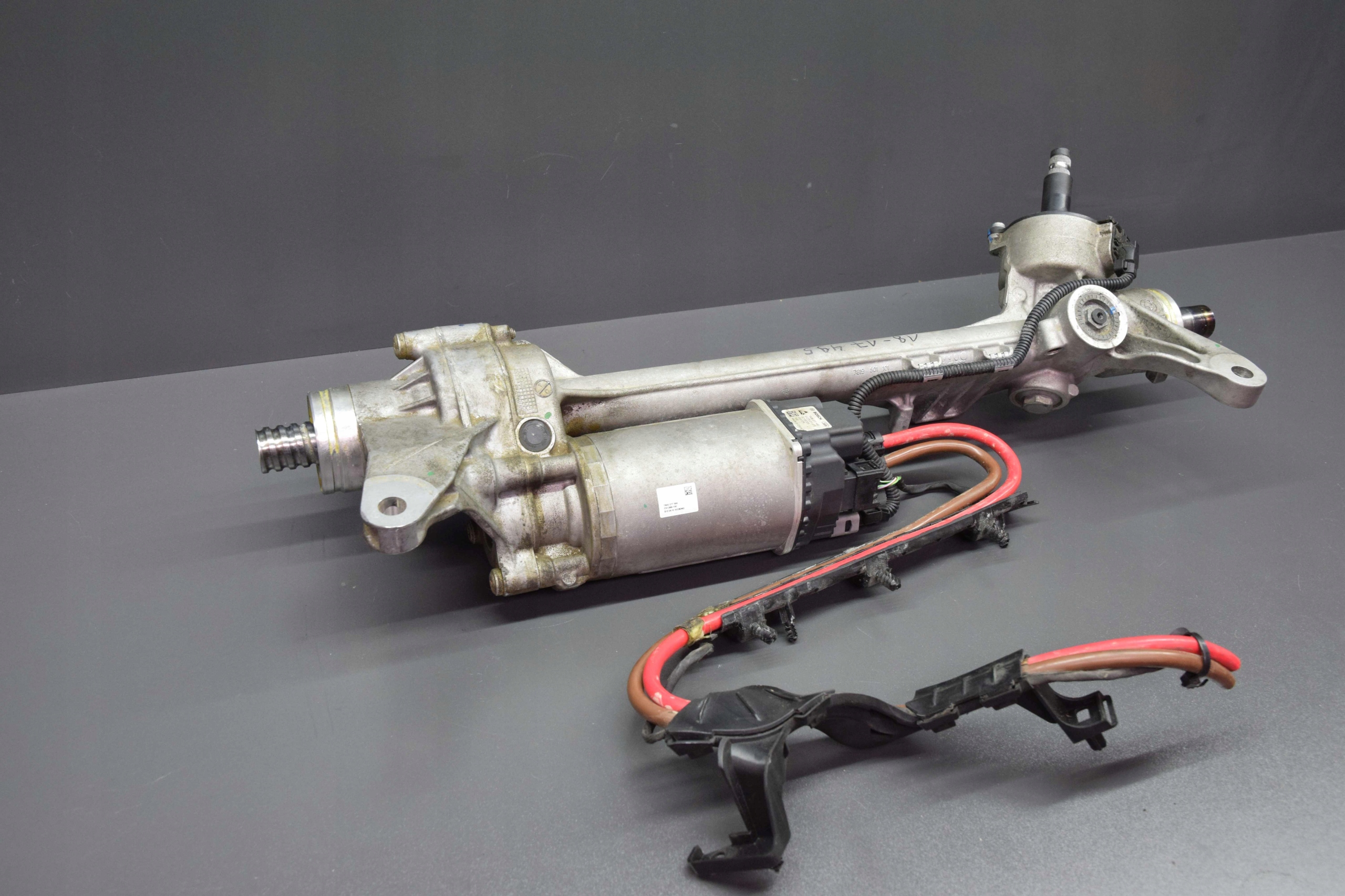 UKLAD servo control BMW 5 G30 G31 ELEK