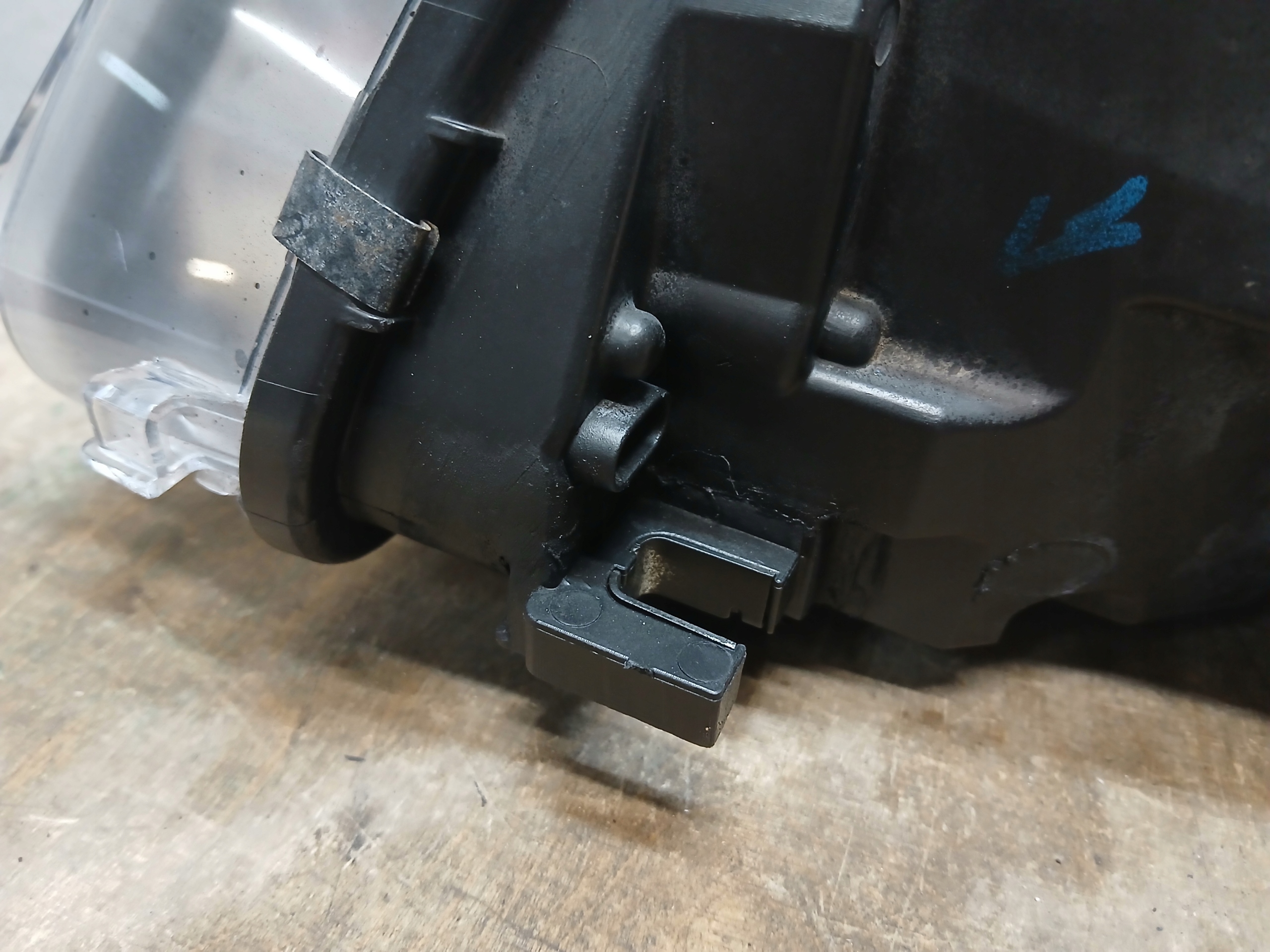 light front right SEAT ALHAMBRA 7N 10- 7N5941006F