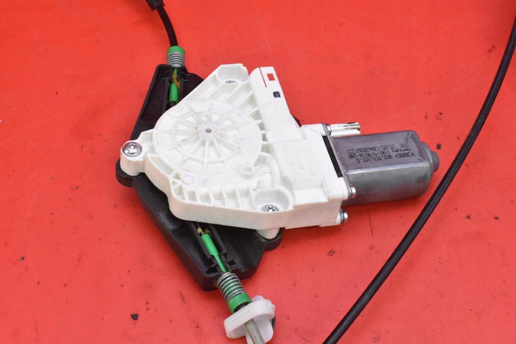 window regulator left front EU 8R0837461G AUDI Q5 8R LIFT 12-17