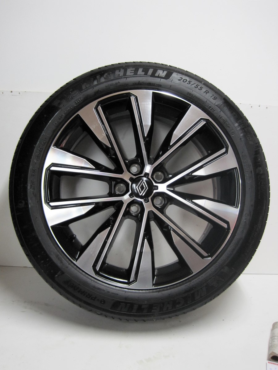 wheels discs tyres RENAULT AUSTRAL R19