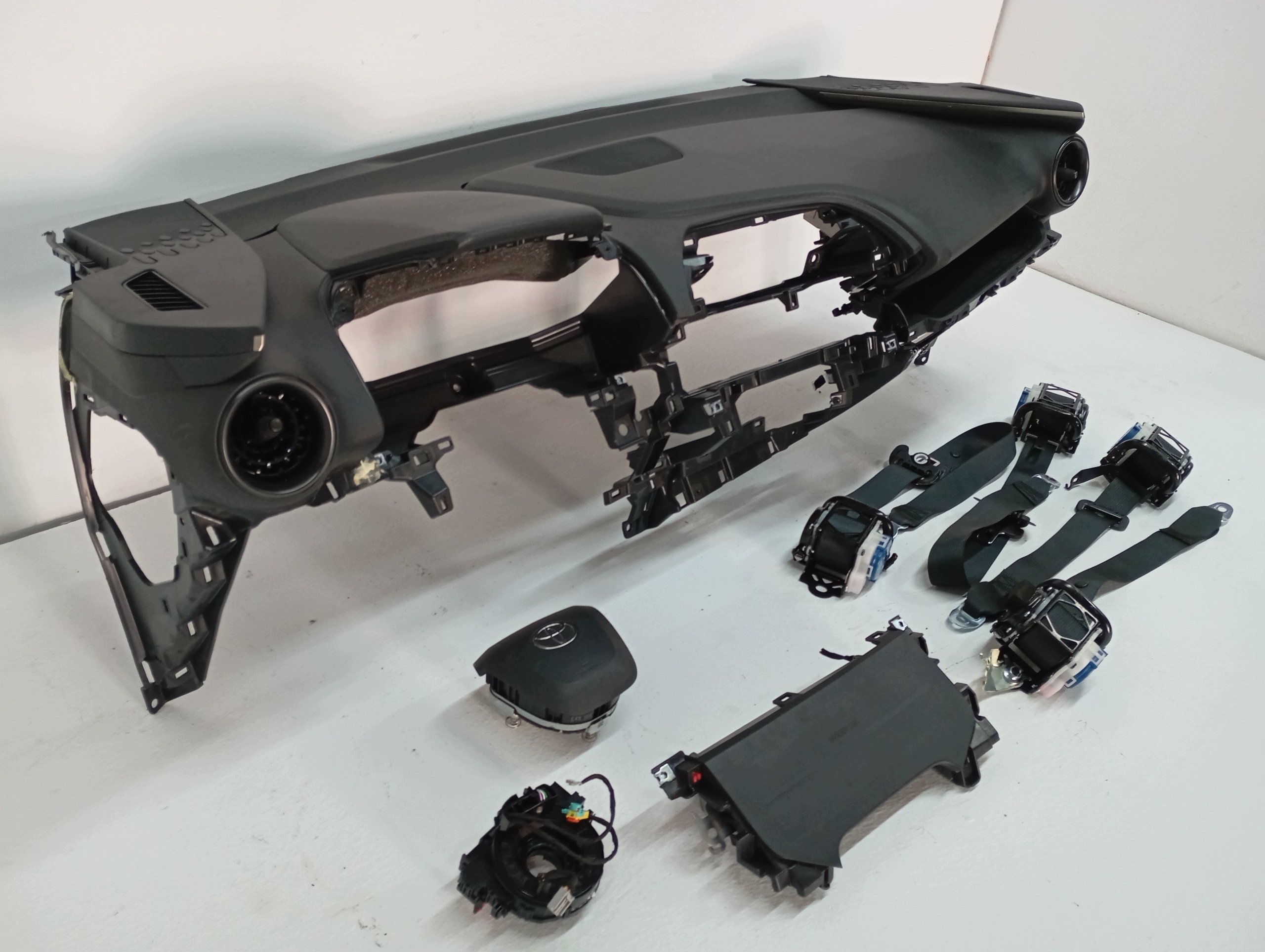 dashboard console pulpit TOYOTA CHR C-HR II 2