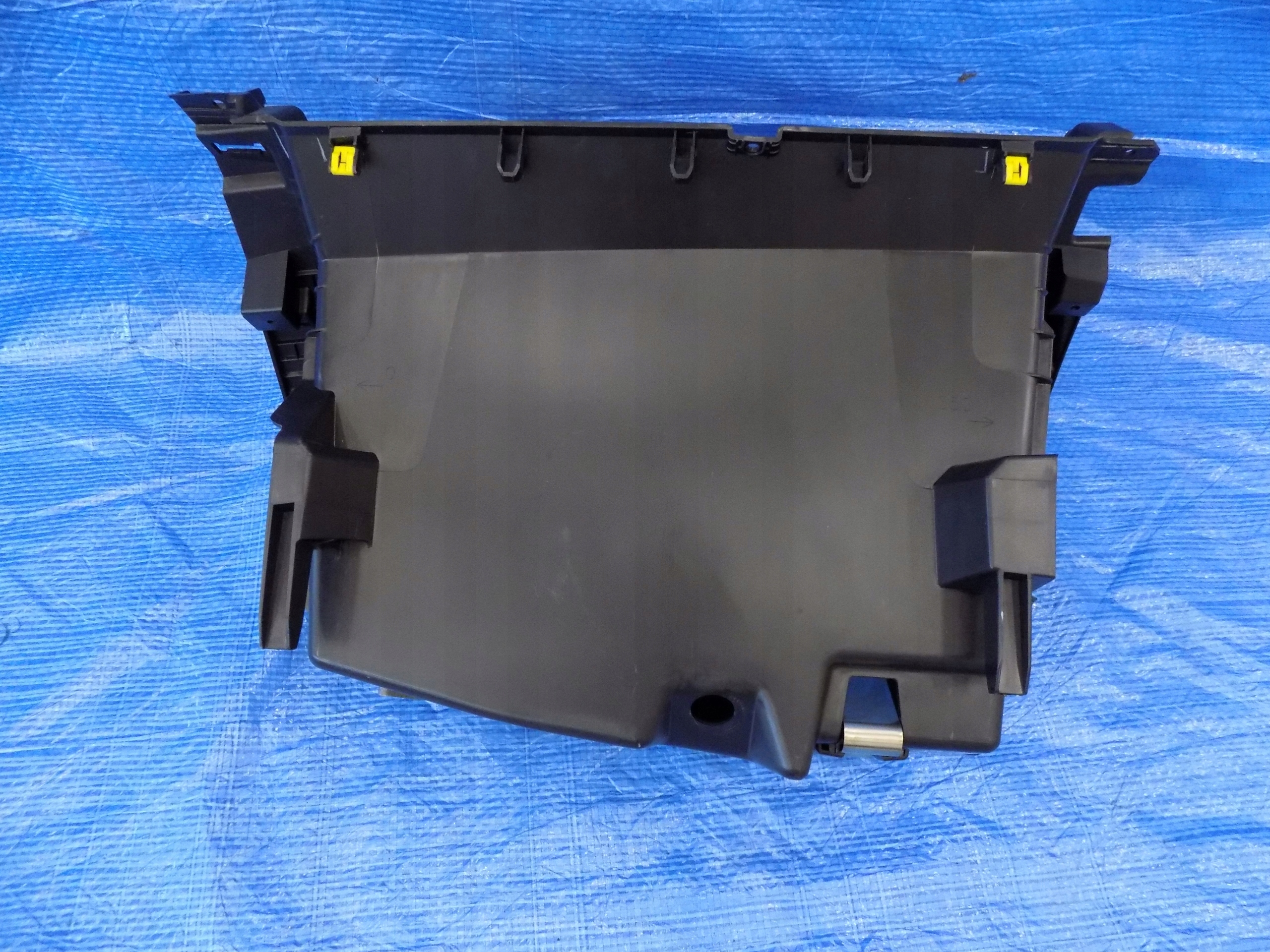 MASTER III MOVANO 19R бардачок консоли 685003438R