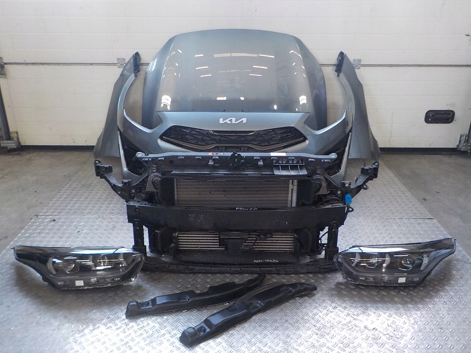 KIA ProCeed 18- PRZÓD KOMPLETNY CS