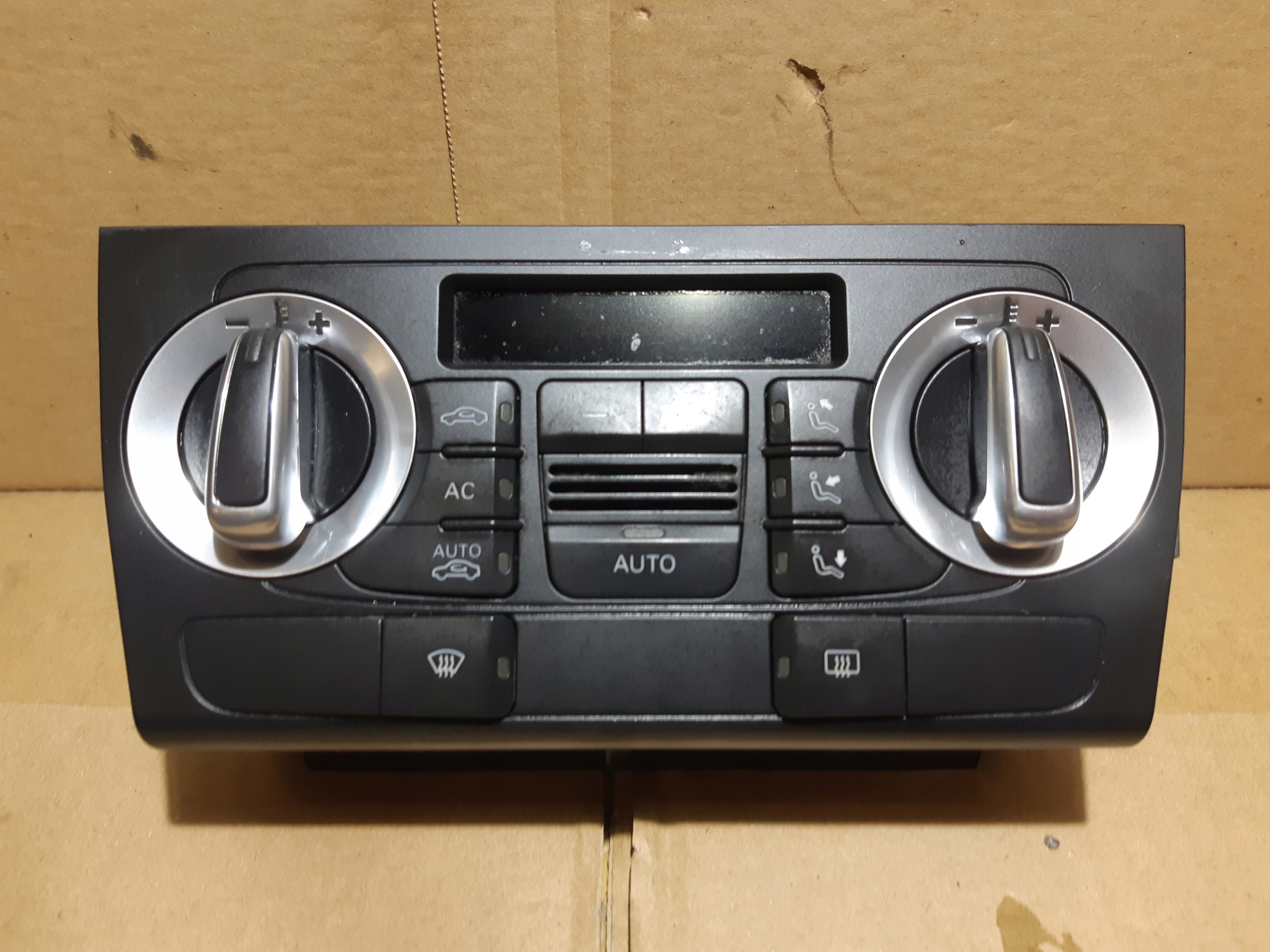 AUDI A3 8P LIFT PANEL klimaanlage des lüfters 8P0820043BG