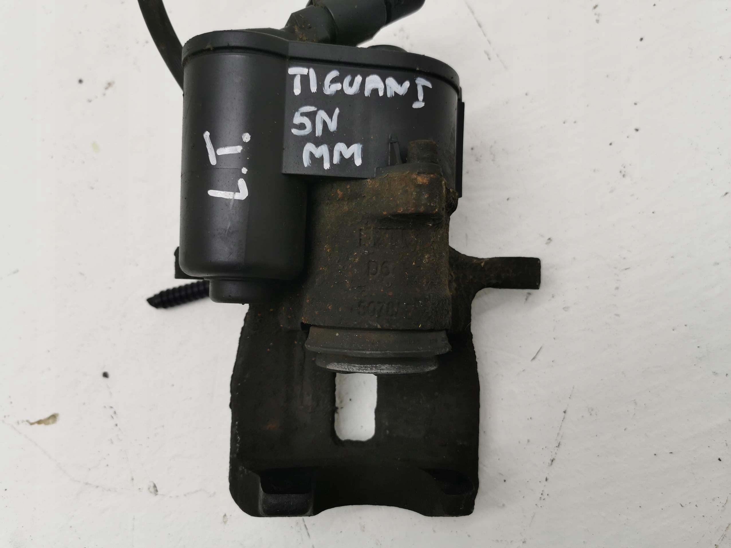 caliper brake left rear part VW TIGUAN and 32332267D