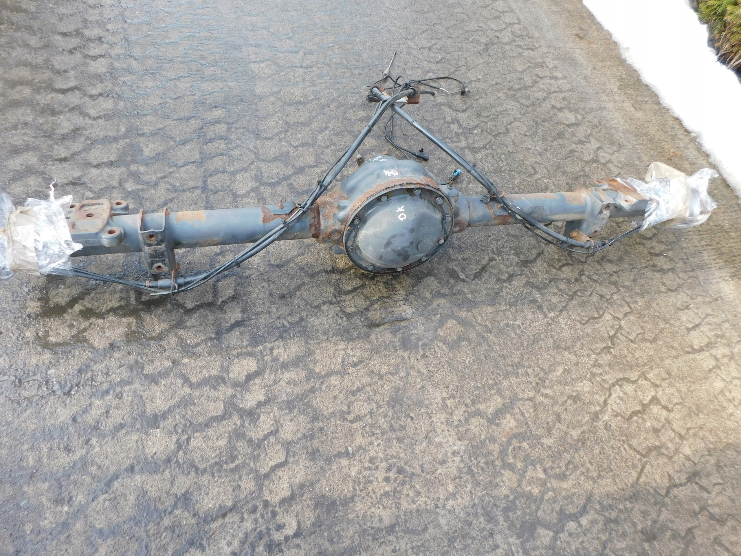 Mercedes Sprinter 906 VW Crafter diff differential rear part 52:11 BARDZO DOBRY