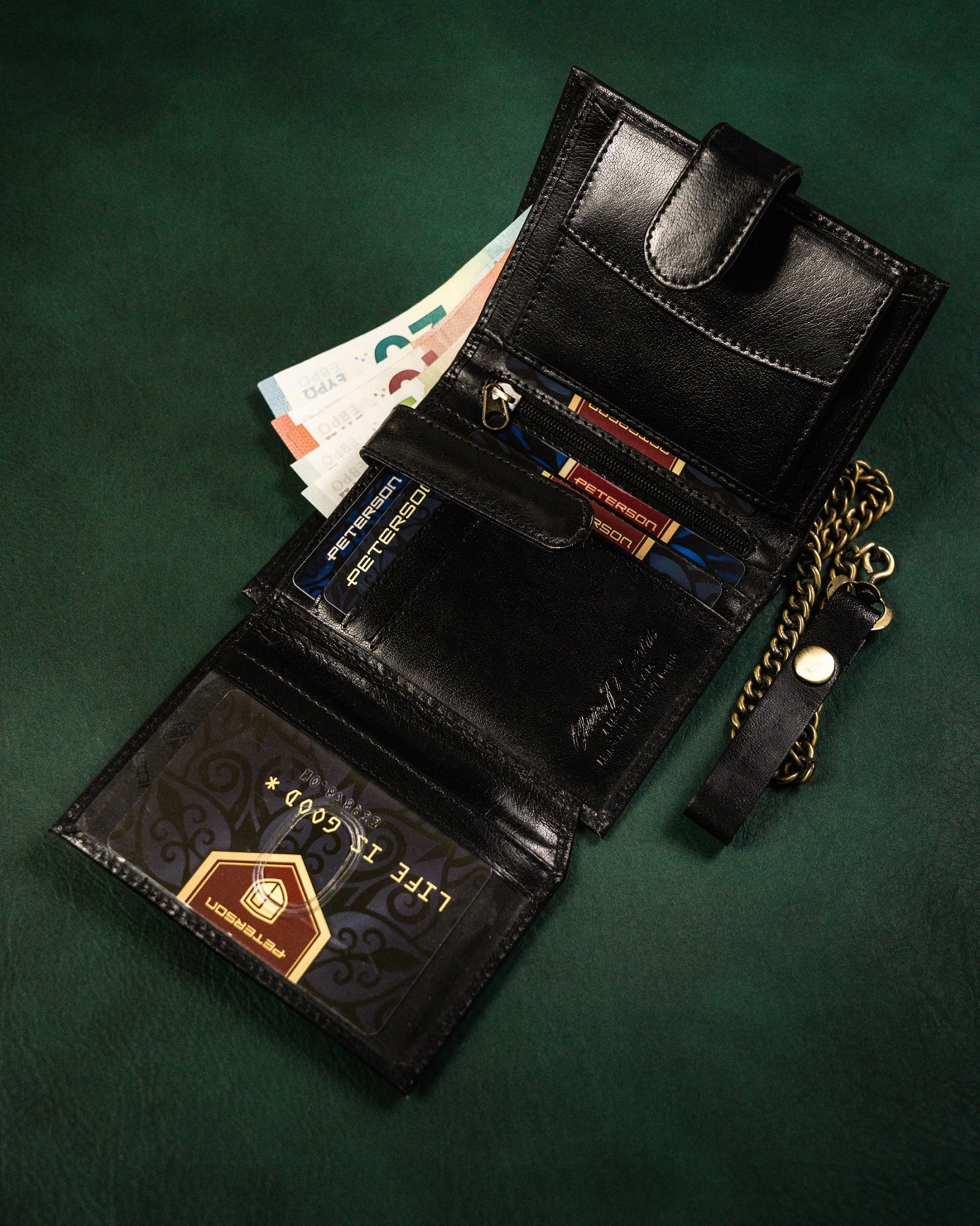 PETERSON PORTFEL MĘSKI SKÓRZANY STOP RFID ZAPINANY Kolor czarny