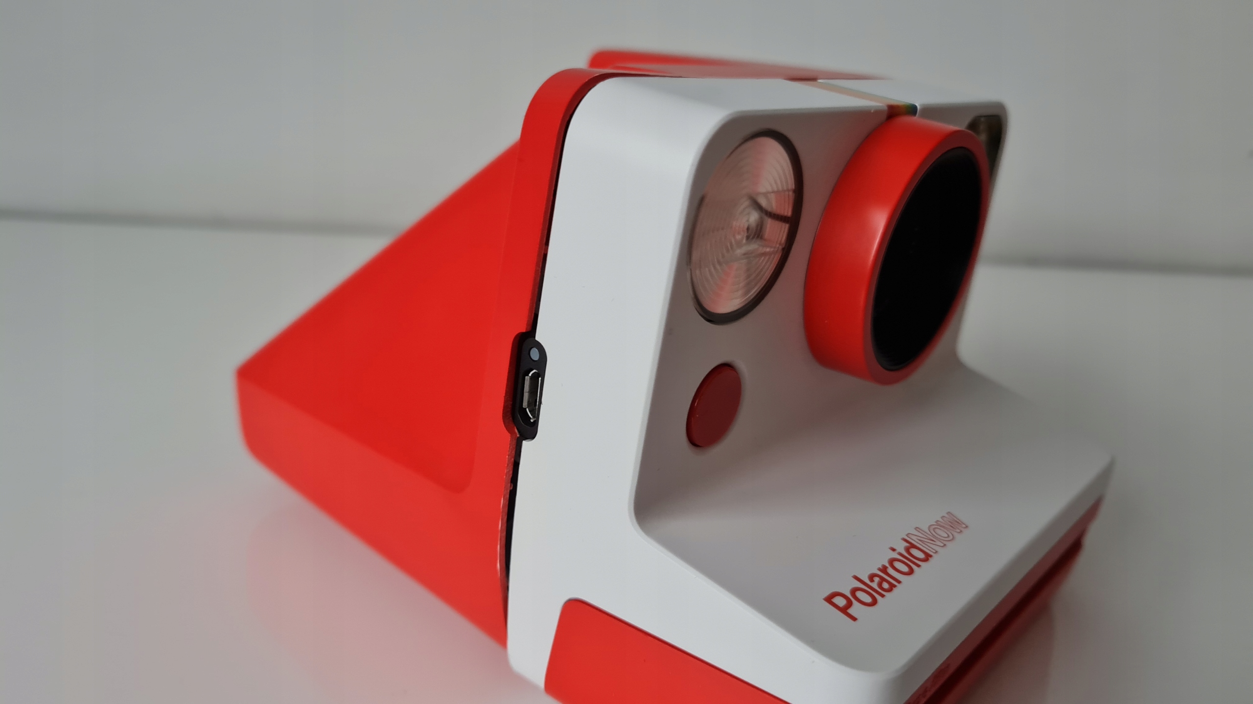 POLAROID NOW APARAT NATYCHMIASTOWY USZKODZONY Kolor czarny