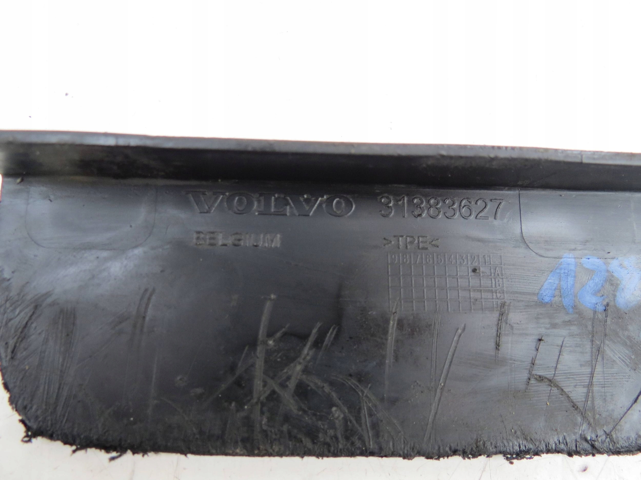 Blende Abdeckung luft VOLVO S90 II 2.0 D 190KM 2016-2021R 31383627