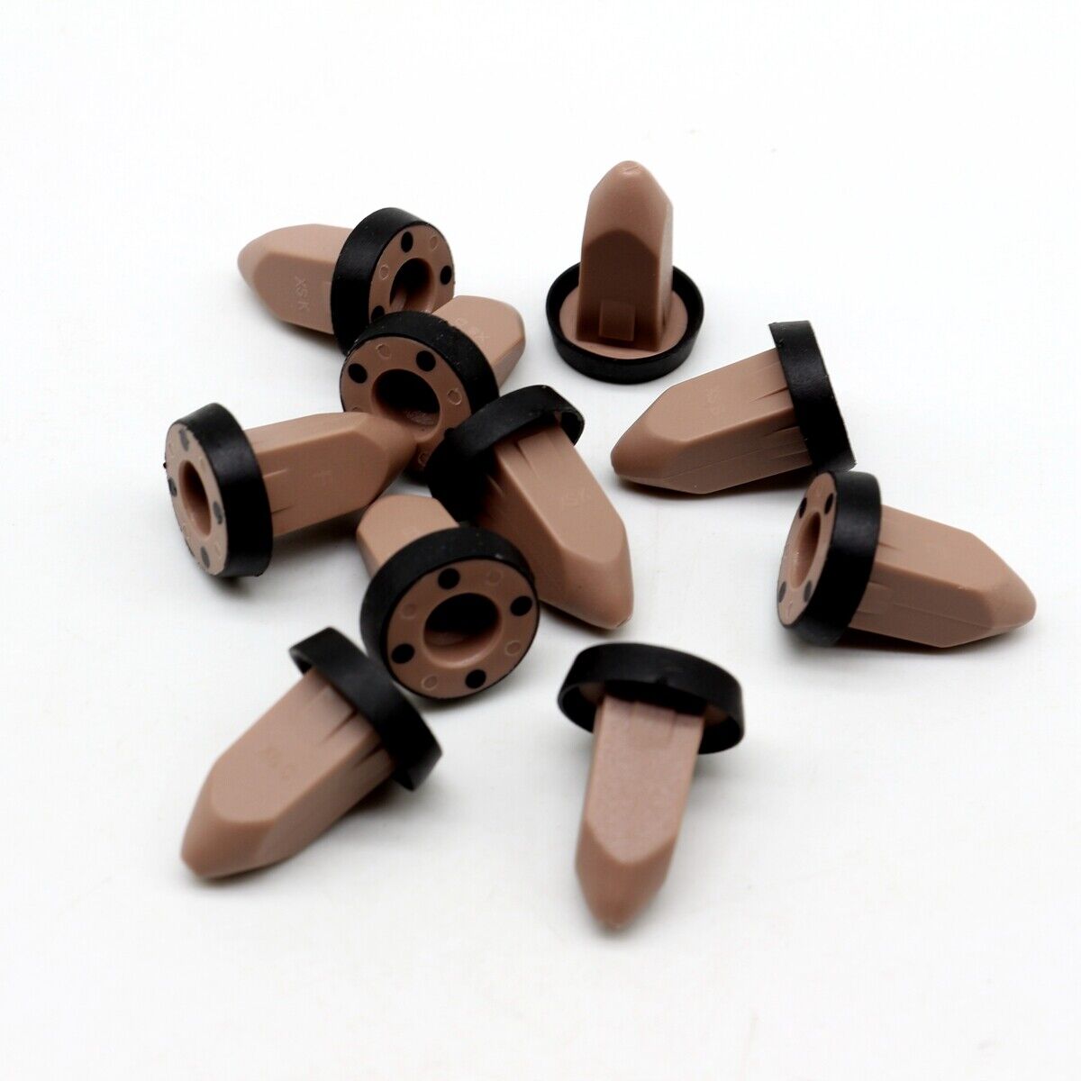 10X VW AUDI A6 C6 Q5 8R Q7 4L SPINKI KOSTKI MONTAŻOWE VAG N10507301 Typ samochodu 4x4/SUV Samochody osobowe