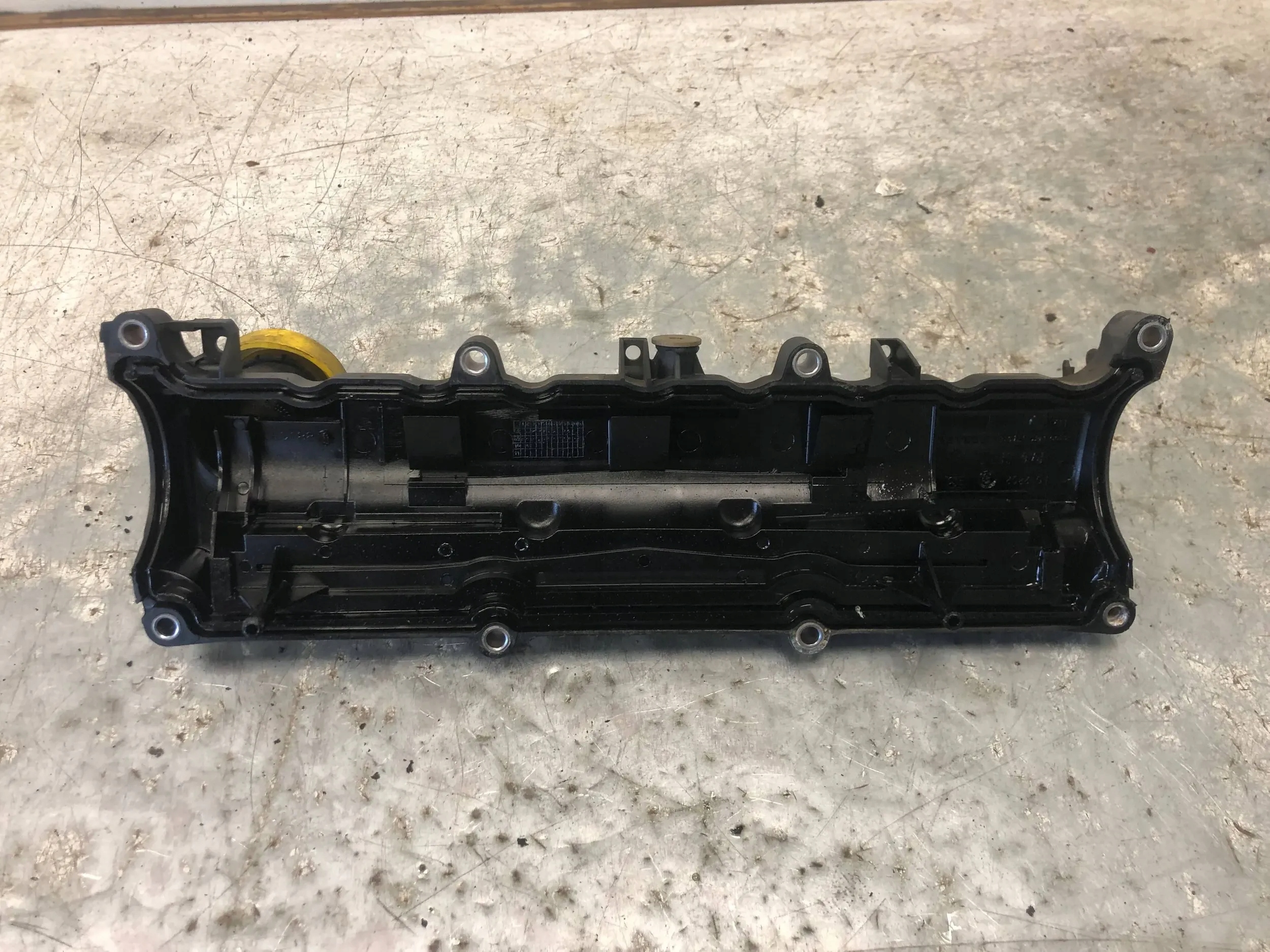 Abdeckung der Ventile 1.5 DCI K9KF830 8200608952