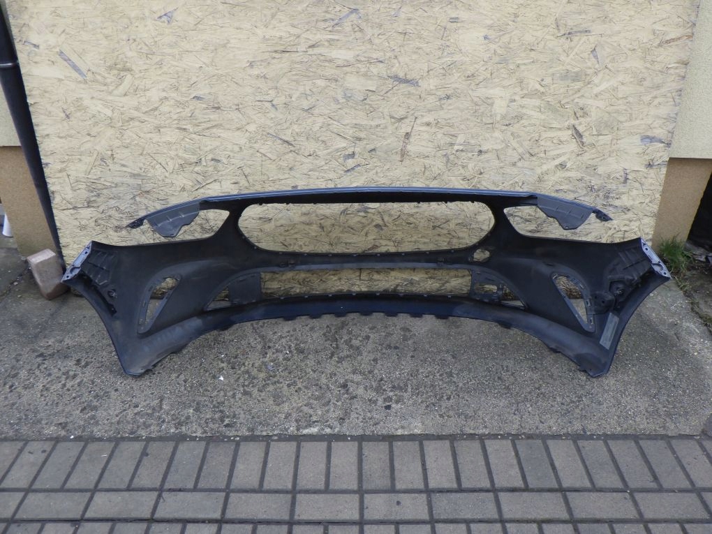 MERCEDES B KLASA 247 W247 18- Frontstoßstange