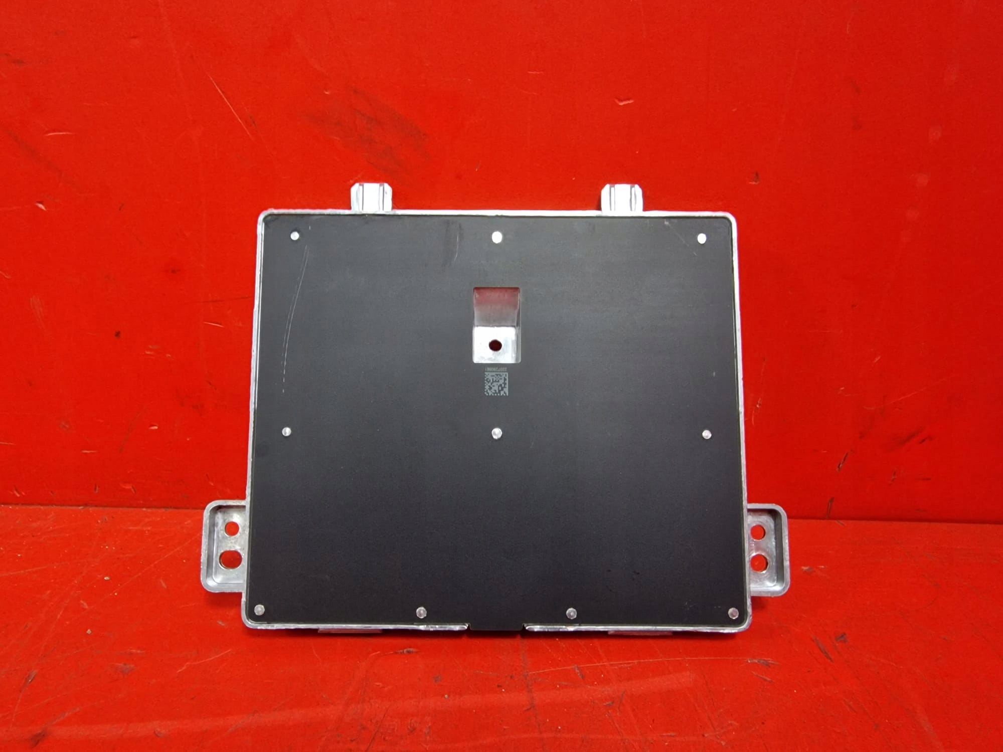 Tesla Y modulo ladowania bezprzewodowego 2AEIM-WC3 1755100-90-D LADOWARKA