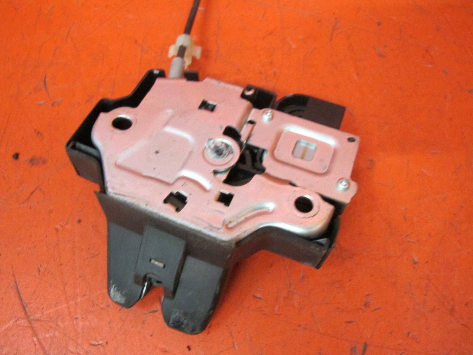 LEXUS IS II 2 lock bonnet boot lock cylinder key GROT KOMPLET