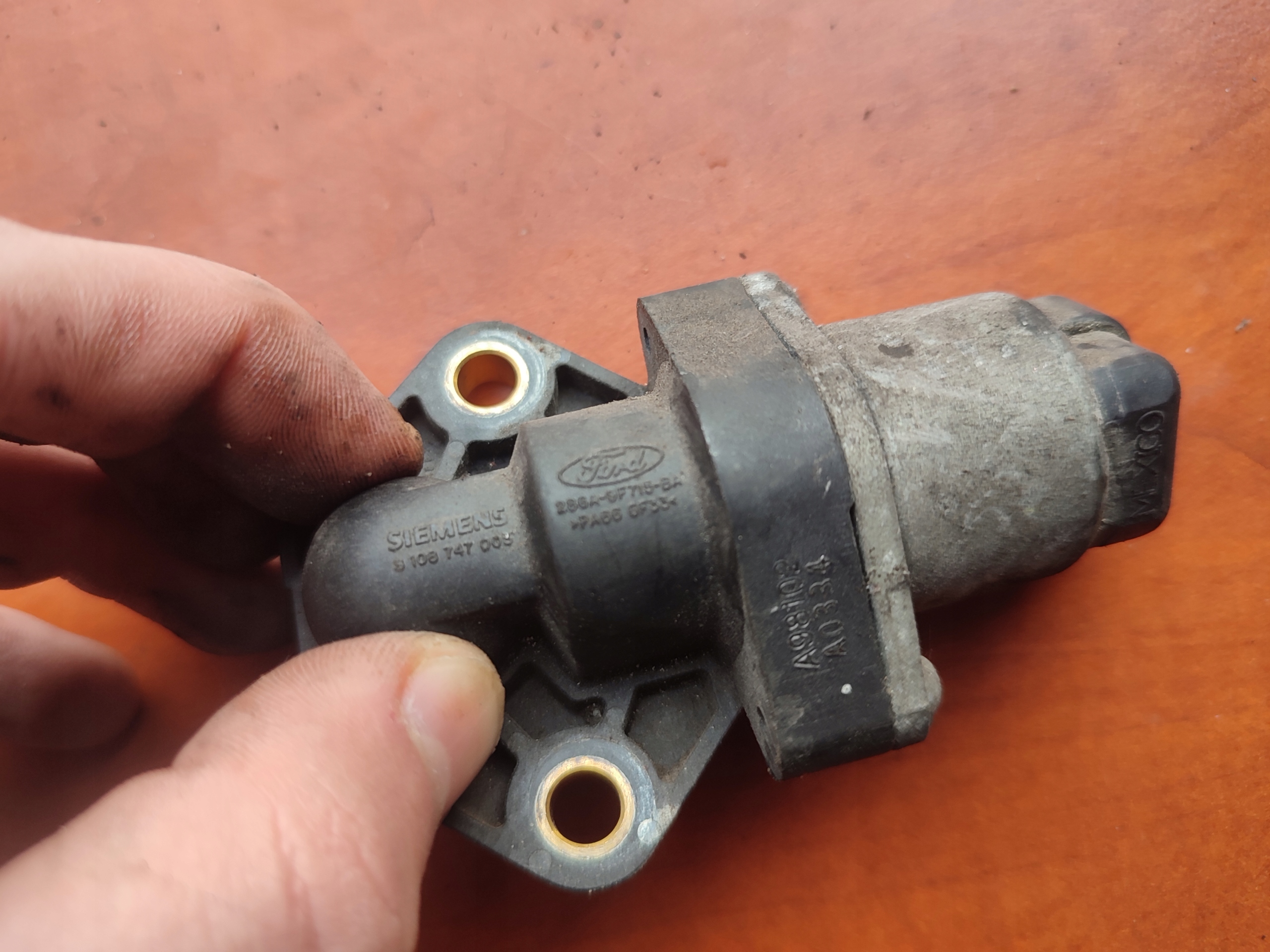 AGR-VENTIL FORD FIESTA 286A-9F715-BA
