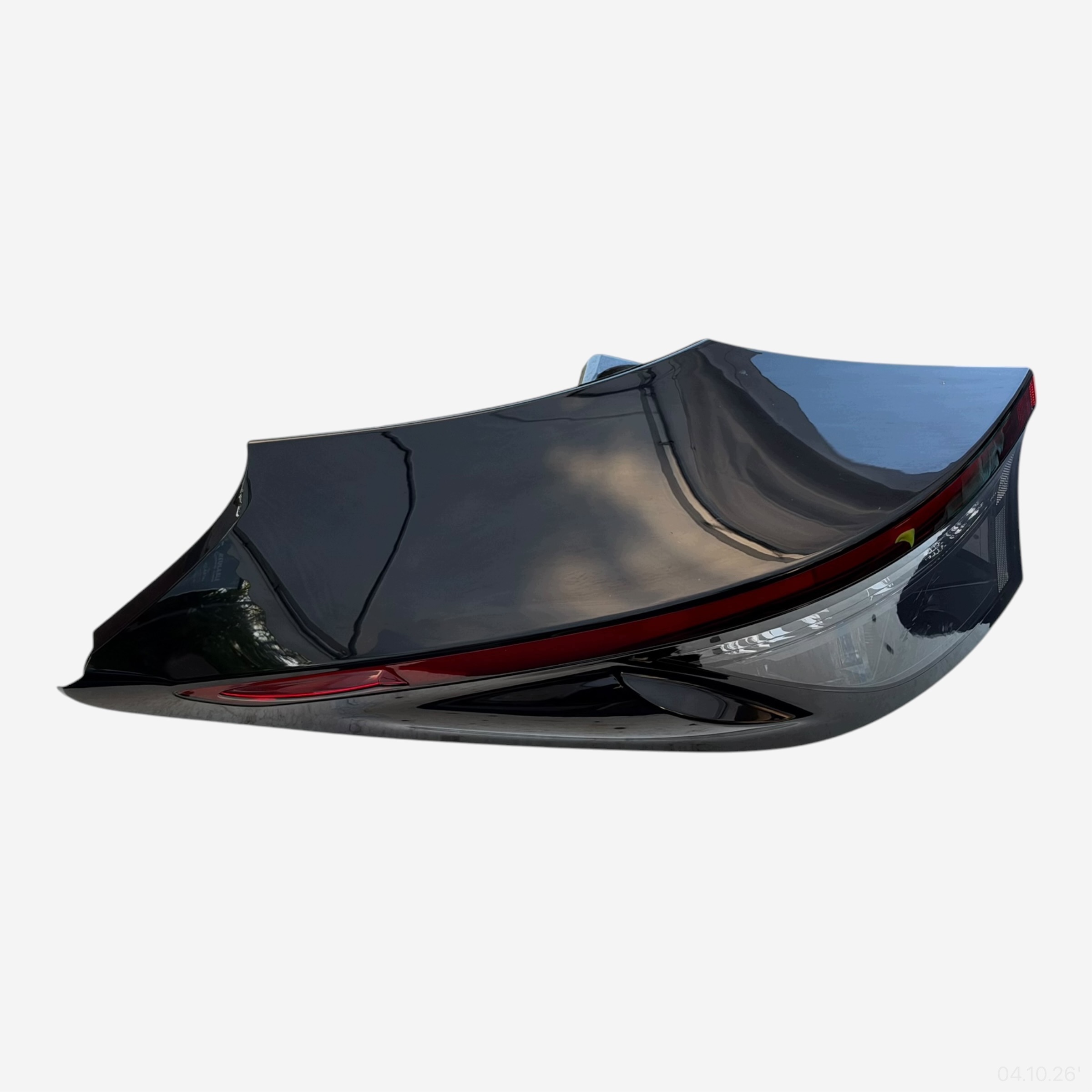 light rear left TOYOTA YARIS CROSS damaged 81560-0DE20