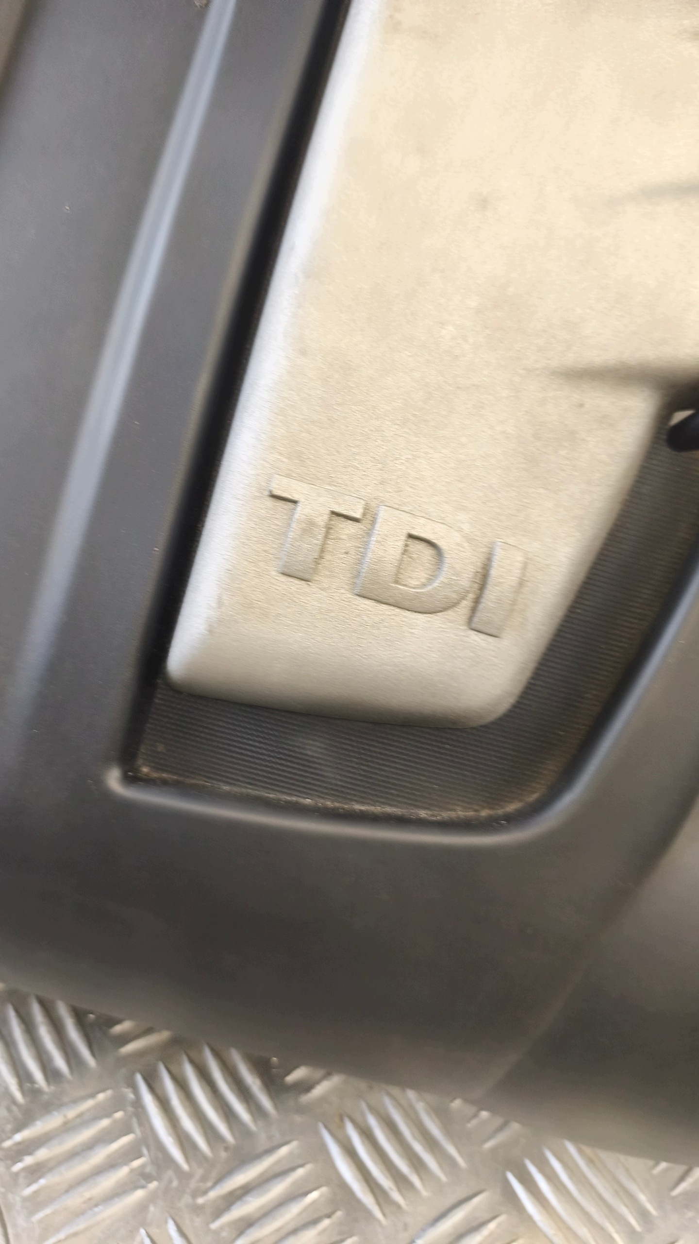 engine housing cover VW PHAETON 3.0 V6 2006r