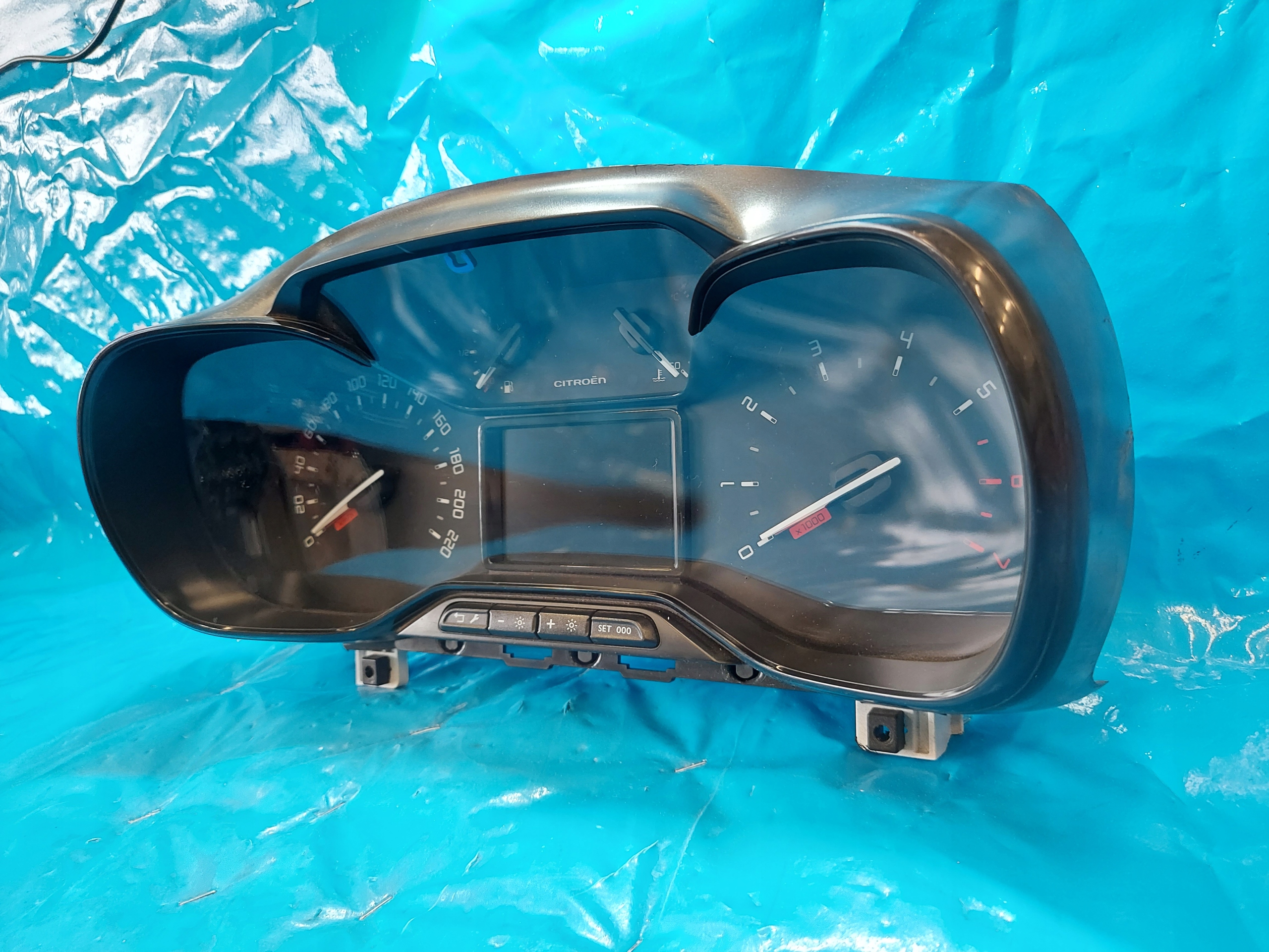 dials clock CITROEN C3 III 983755368000