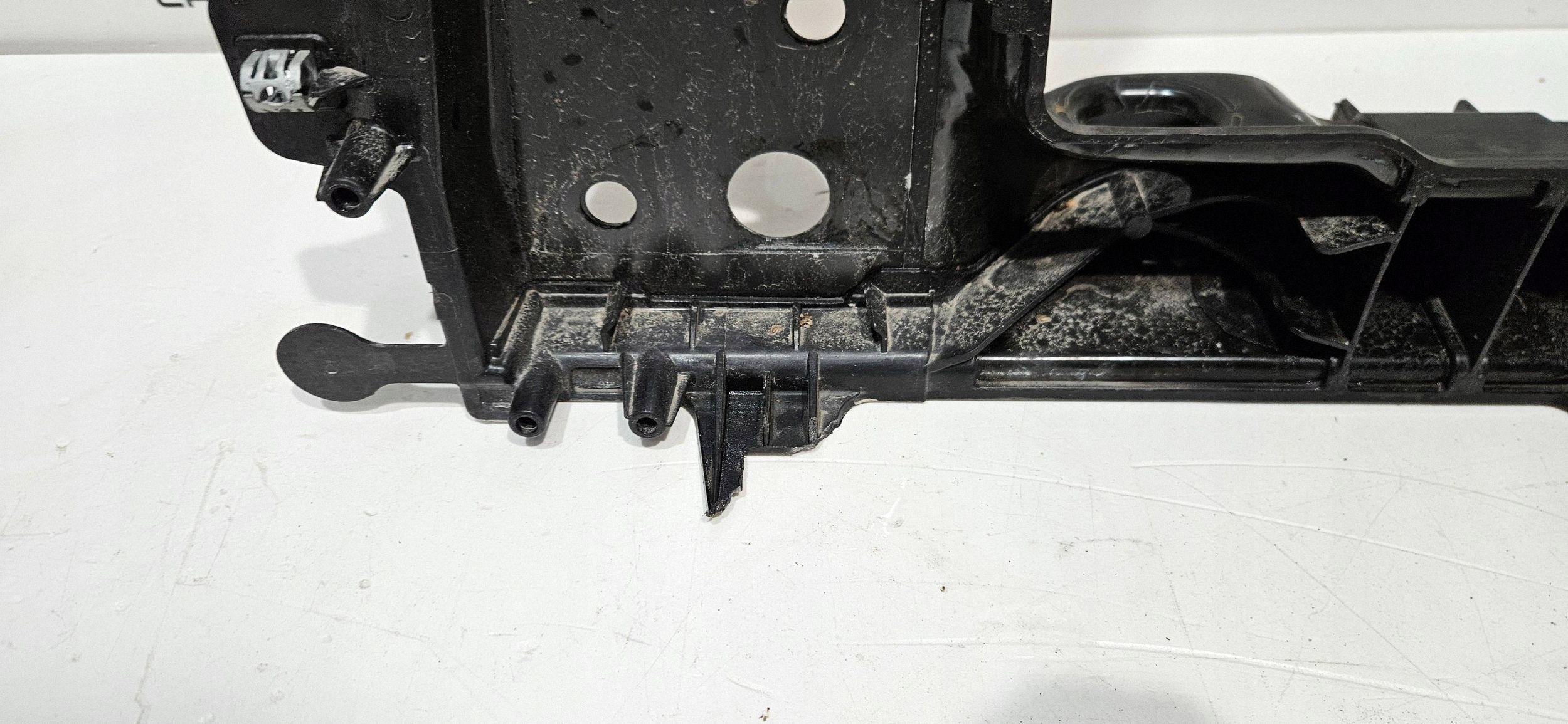 support panel for radiators front Renault Symbioz 625009824R