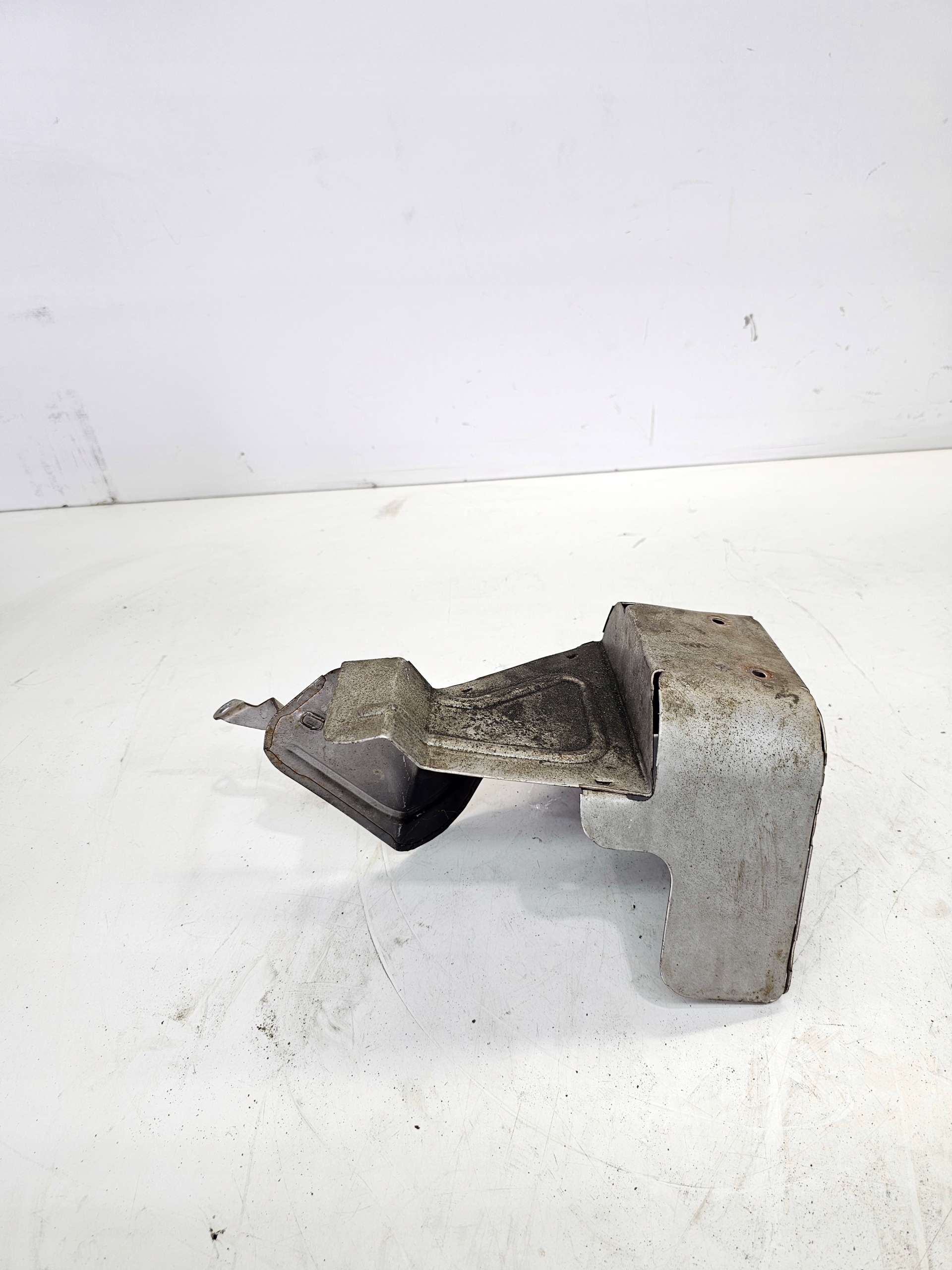Blende Abdeckung TERMICZNA turbo AUDI A6 C6 A4 B7 059145325Q