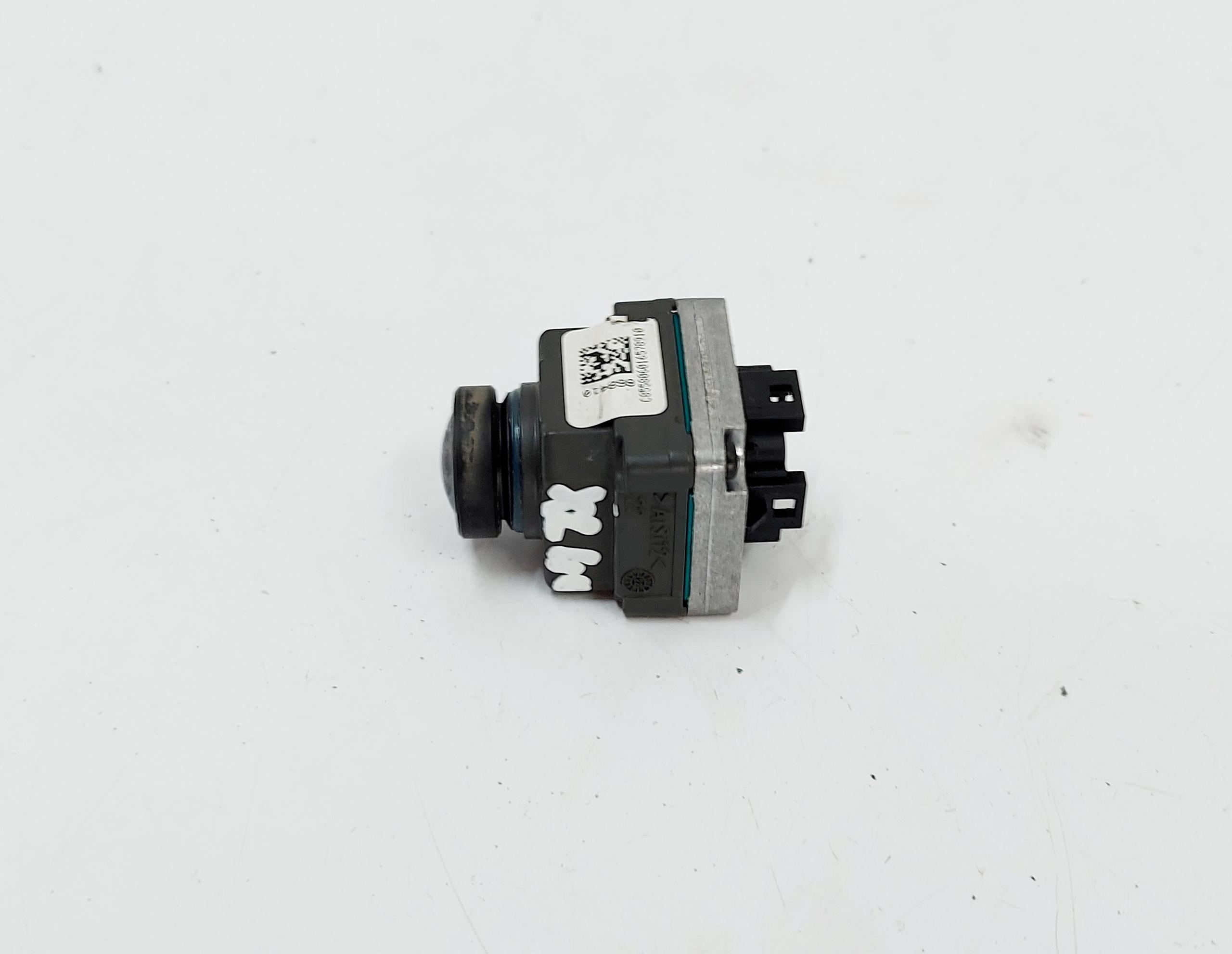 VOLVO XC40 22r. Kamera przód 31445951 Typ samochodu Samochody osobowe