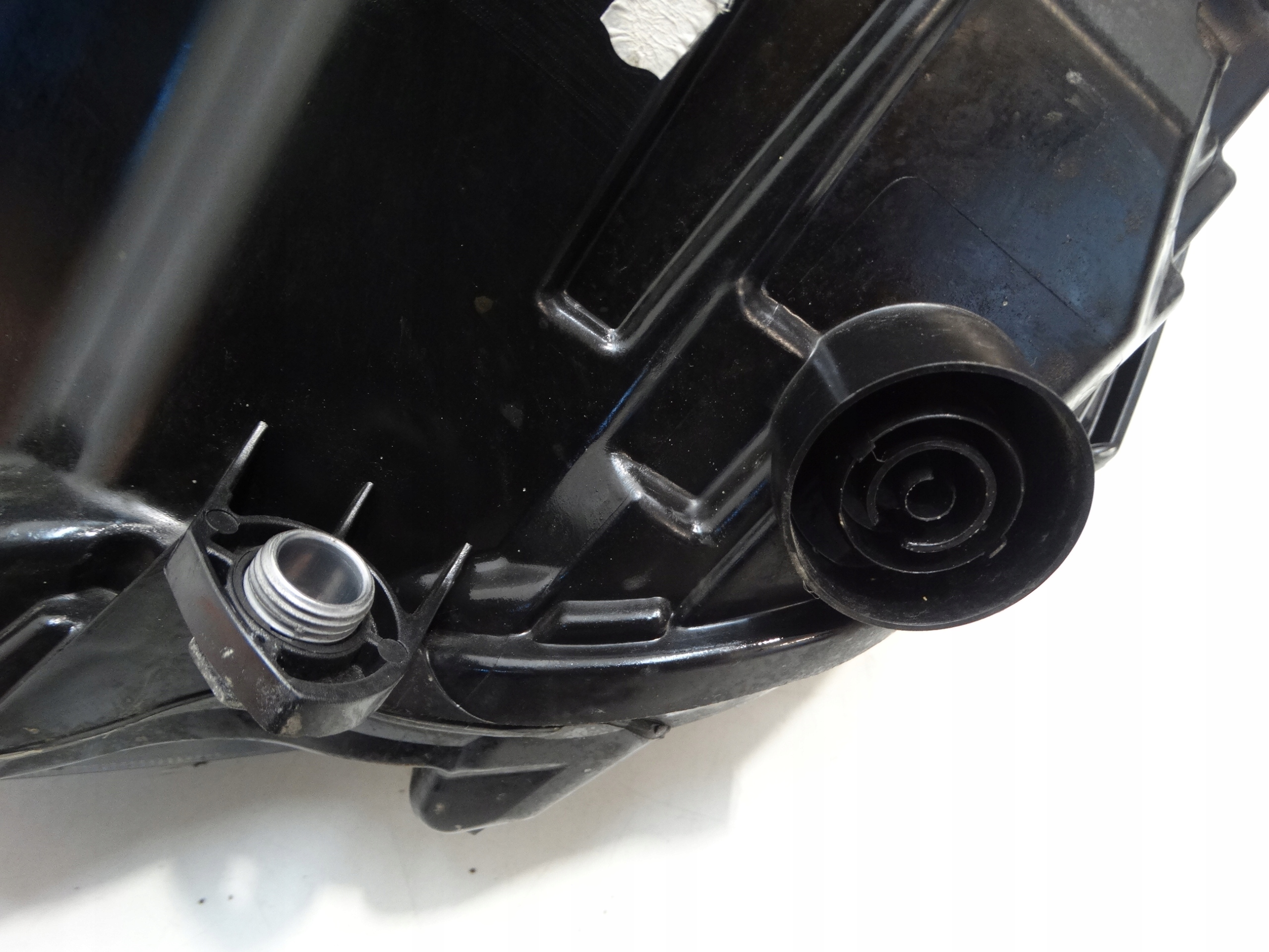 KOMPLET lichte REFLEKTOROW PRZEDNICH VOLKSWAGEN T6.1 19-24R.