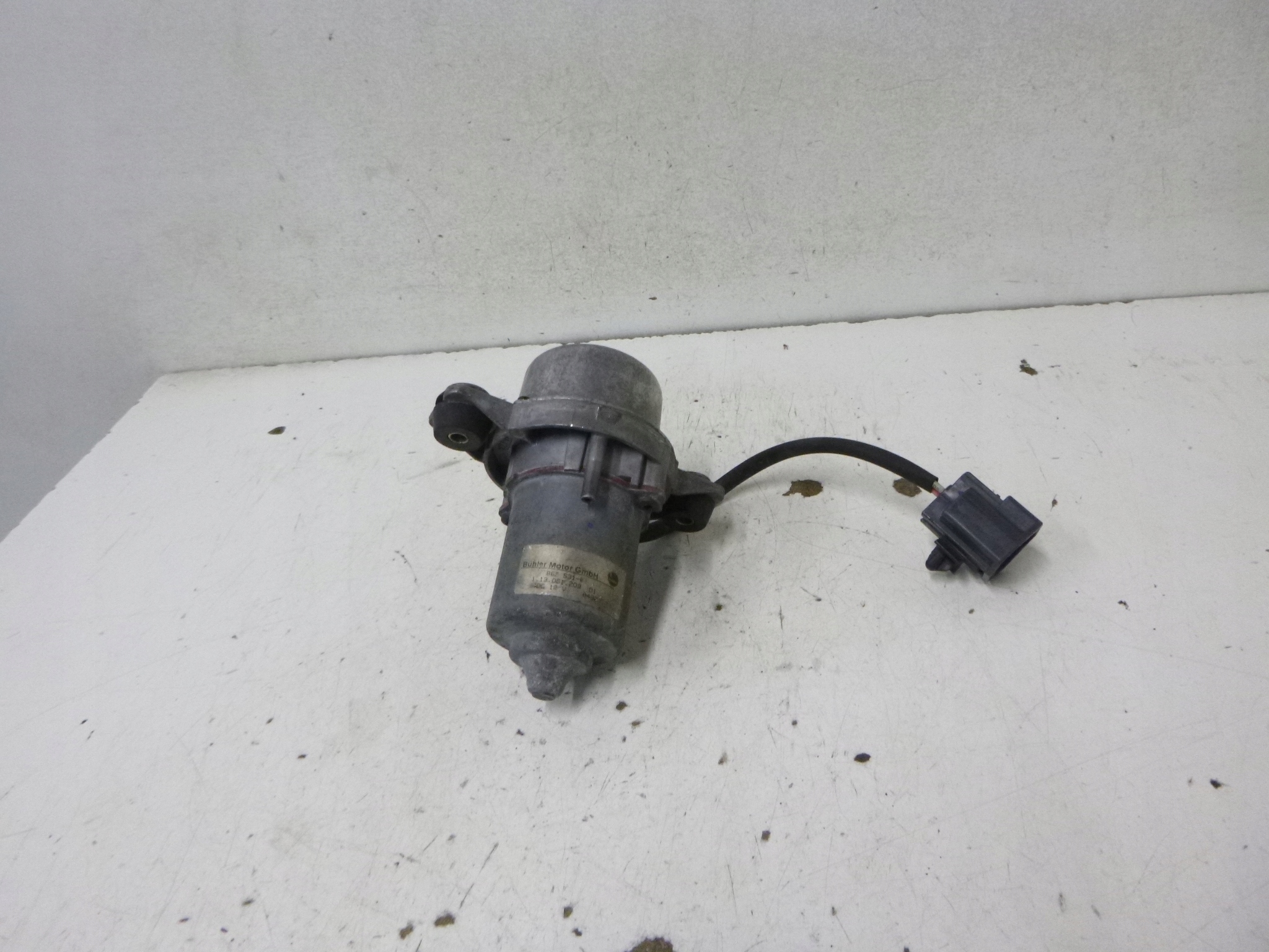 PUMPA CIRKULACIJE VODE ELEKTROVENTIL JAGUAR X TYPE 2.1